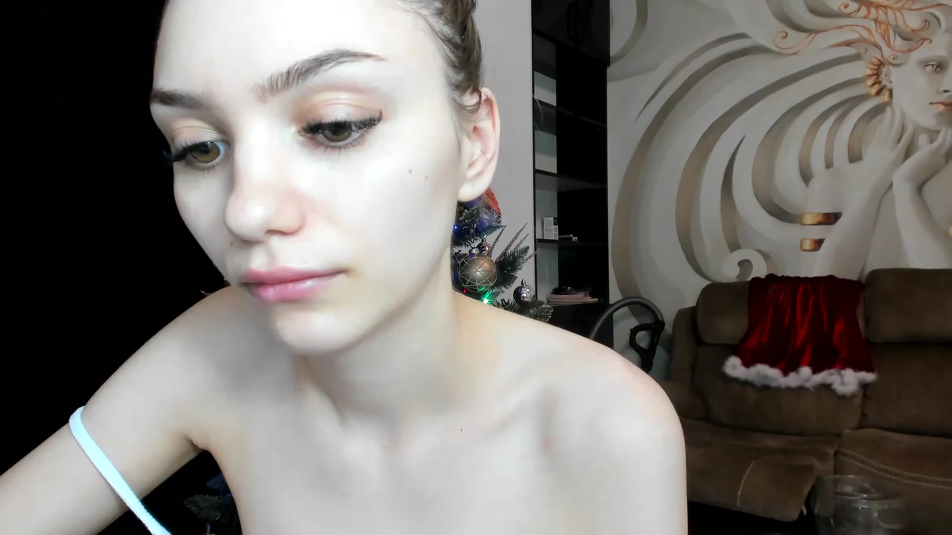 Gallery image thumbnail from HaleySweet18's myfreecams stream on, 12/07/2022, 02:08 image 11 of 20