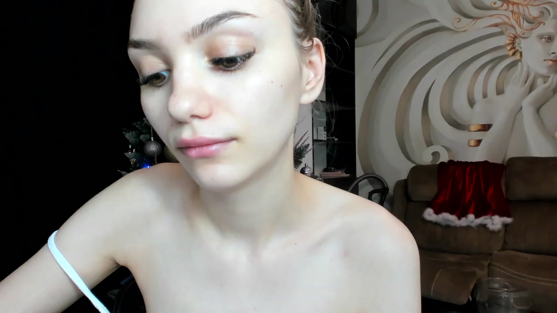 Gallery image thumbnail from HaleySweet18's myfreecams stream on, 12/07/2022, 02:08 image 9 of 20