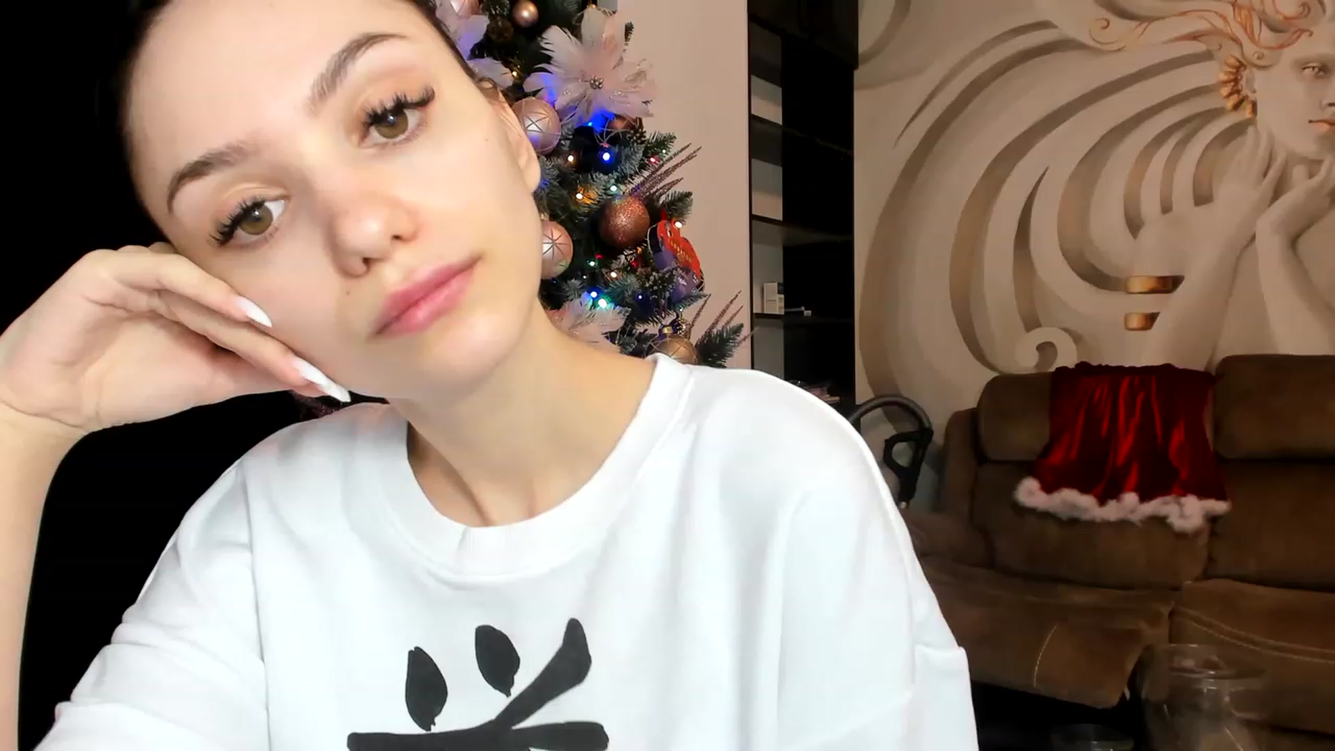 Gallery image thumbnail from HaleySweet18's myfreecams stream on, 12/07/2022, 02:08 image 19 of 20
