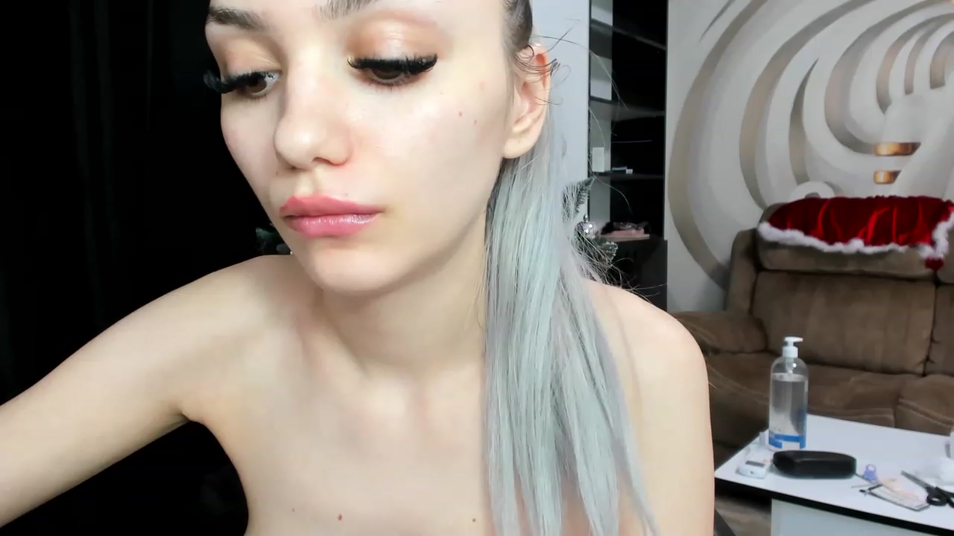 Gallery image thumbnail from HaleySweet18's myfreecams stream on, 12/20/2022, 08:04 image 11 of 20