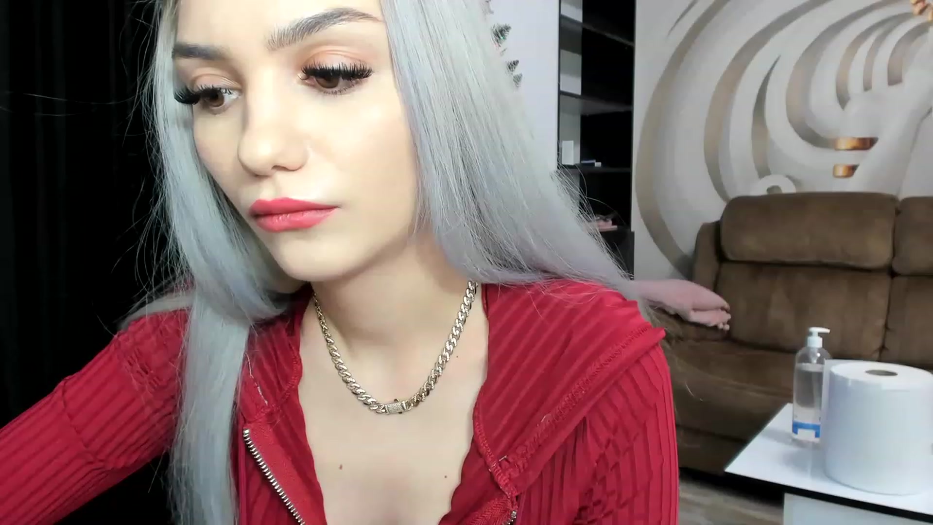 Gallery image thumbnail from HaleySweet18's myfreecams stream on, 12/27/2022, 23:20 image 4 of 20