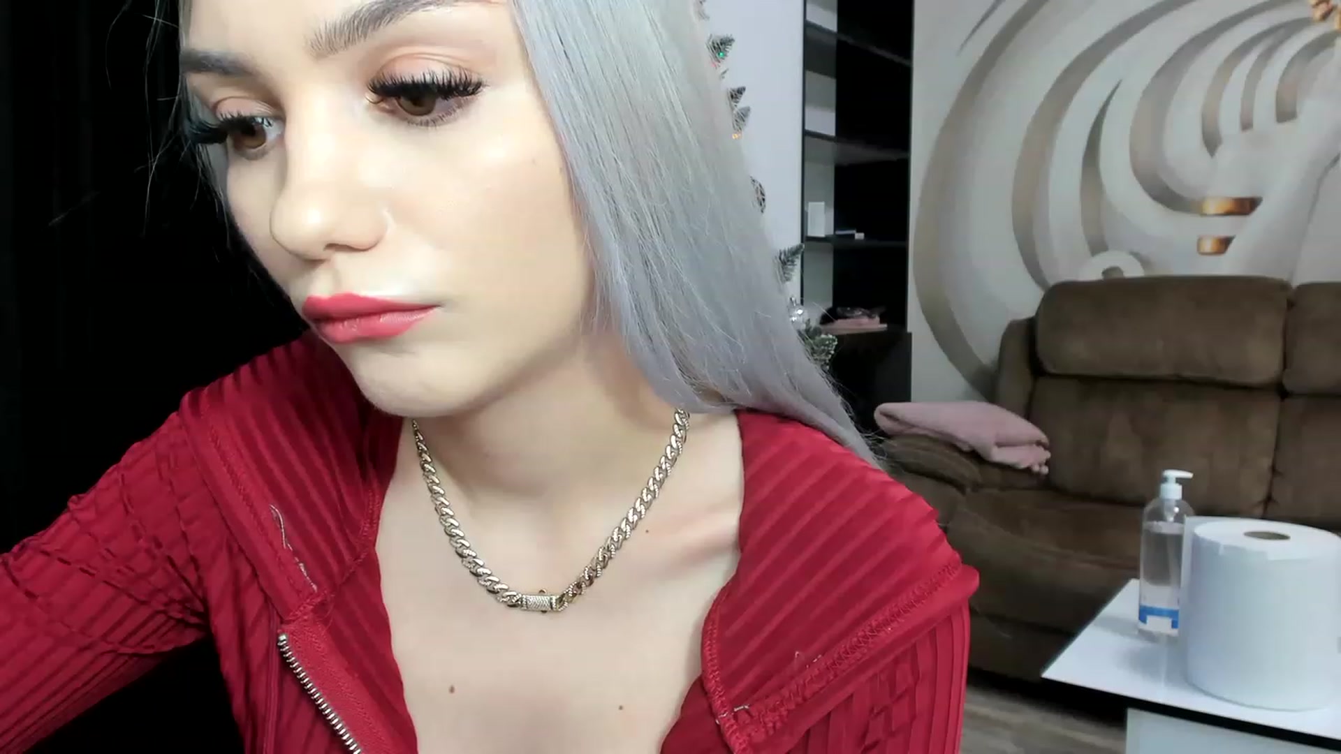 Gallery image thumbnail from HaleySweet18's myfreecams stream on, 12/27/2022, 23:20 image 8 of 20
