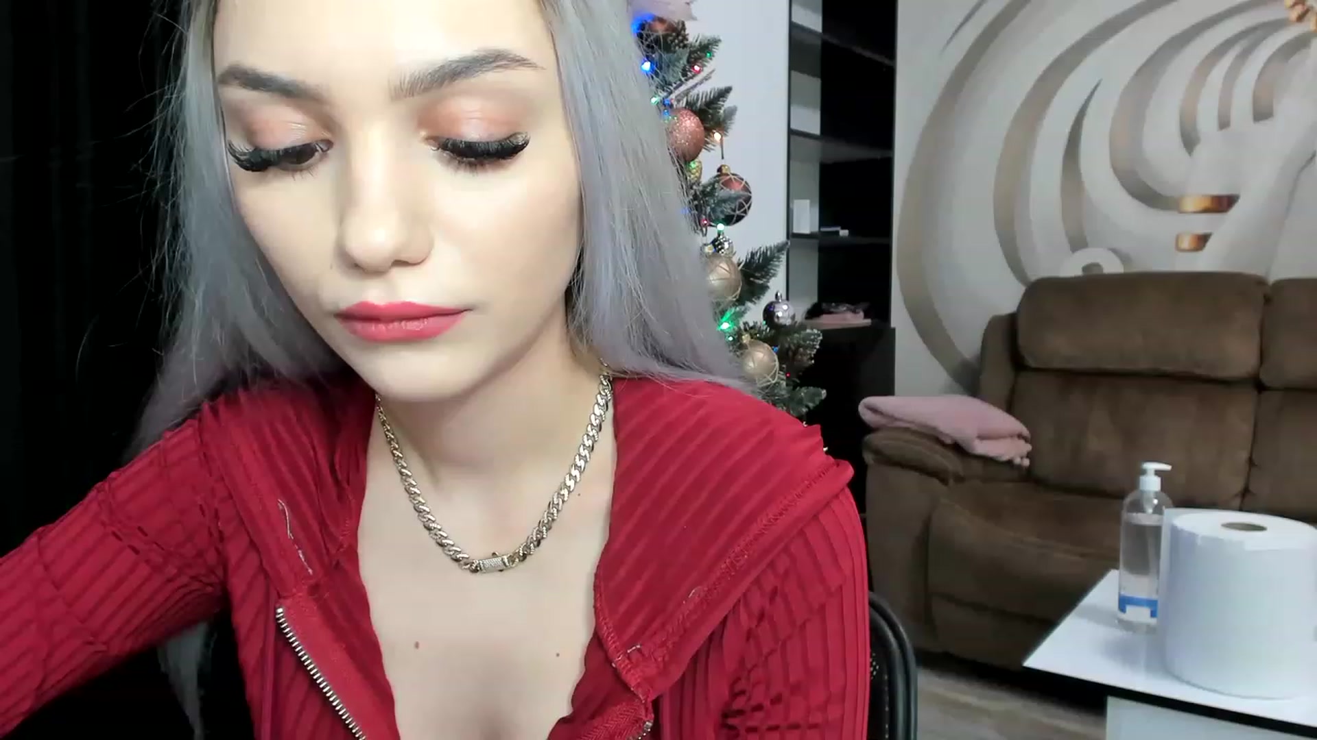 Gallery image thumbnail from HaleySweet18's myfreecams stream on, 12/27/2022, 23:20 image 3 of 20
