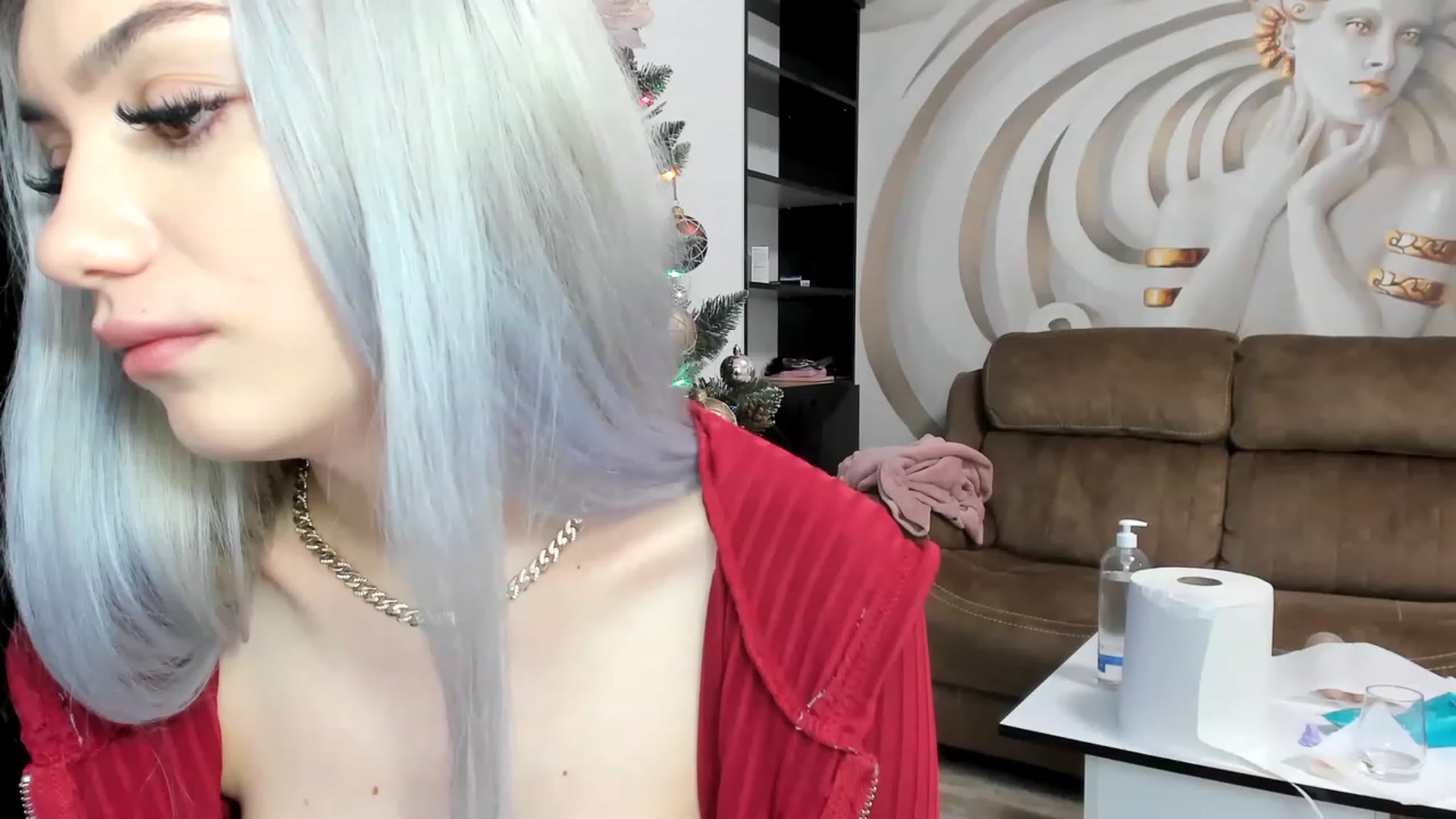 Gallery image thumbnail from HaleySweet18's myfreecams stream on, 12/29/2022, 05:45 image 4 of 20