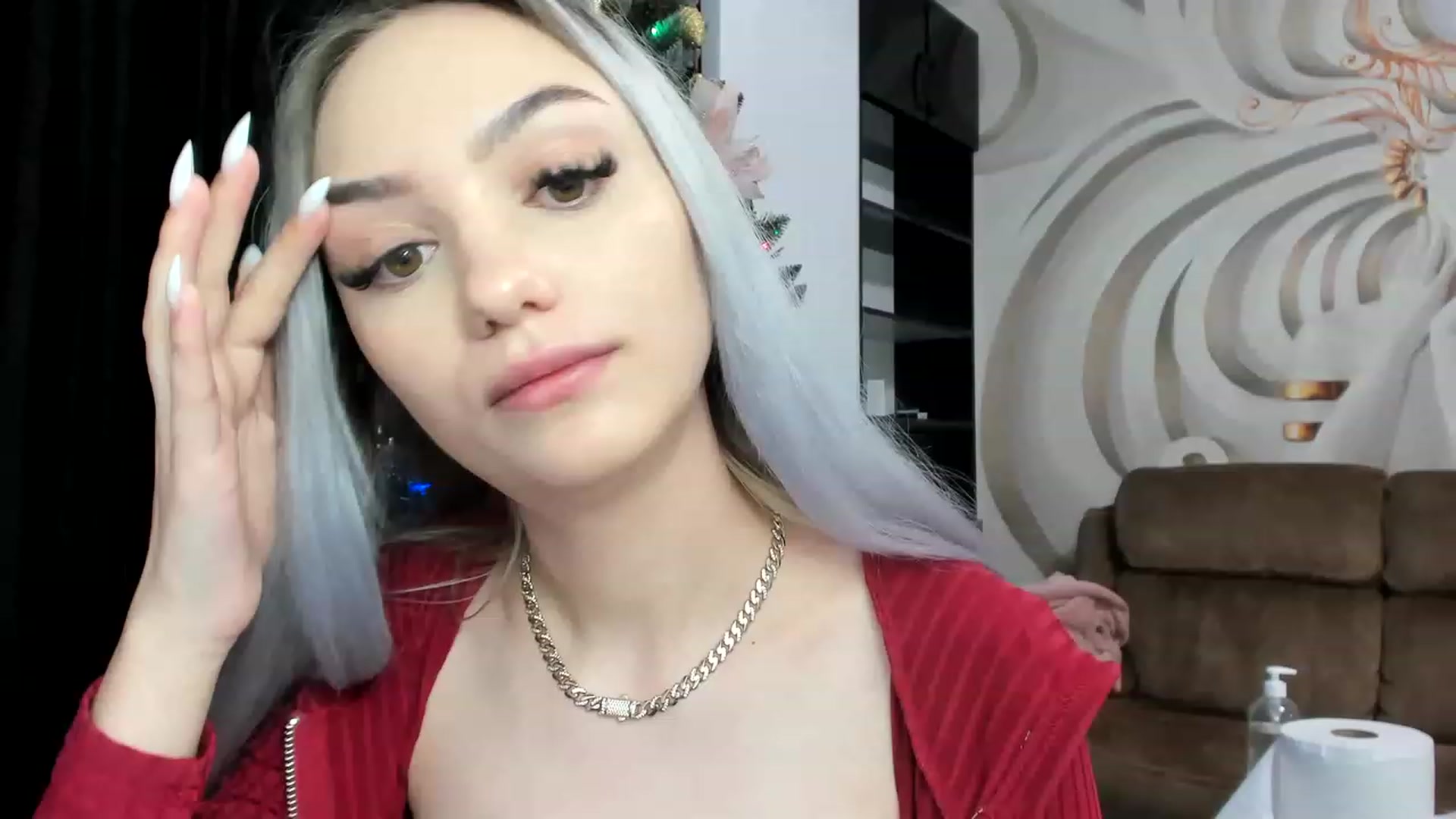 Gallery image thumbnail from HaleySweet18's myfreecams stream on, 12/29/2022, 06:13 image 17 of 20
