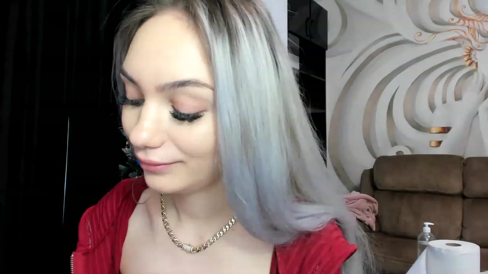 Gallery image thumbnail from HaleySweet18's myfreecams stream on, 12/29/2022, 06:13 image 18 of 20