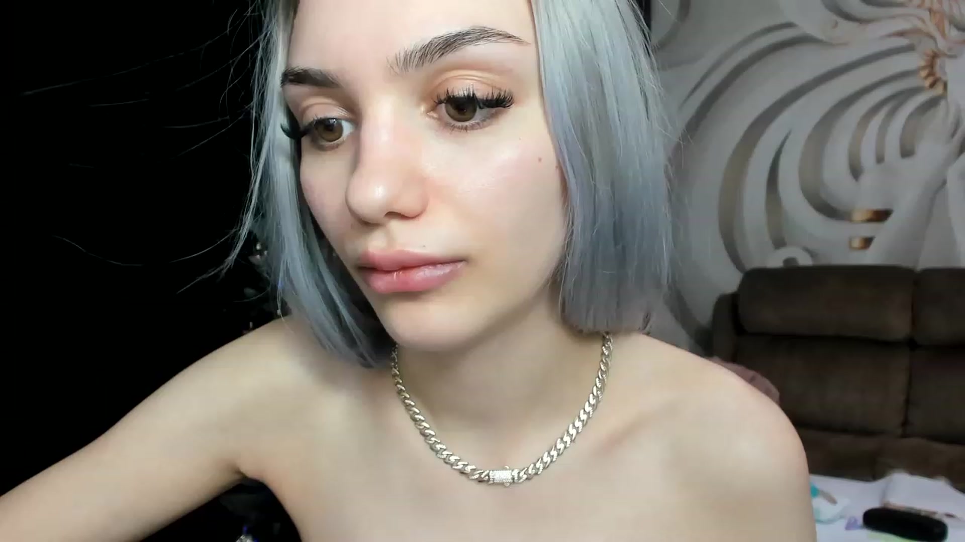 Gallery image thumbnail from HaleySweet18's myfreecams stream on, 01/01/2023, 21:17 image 19 of 20