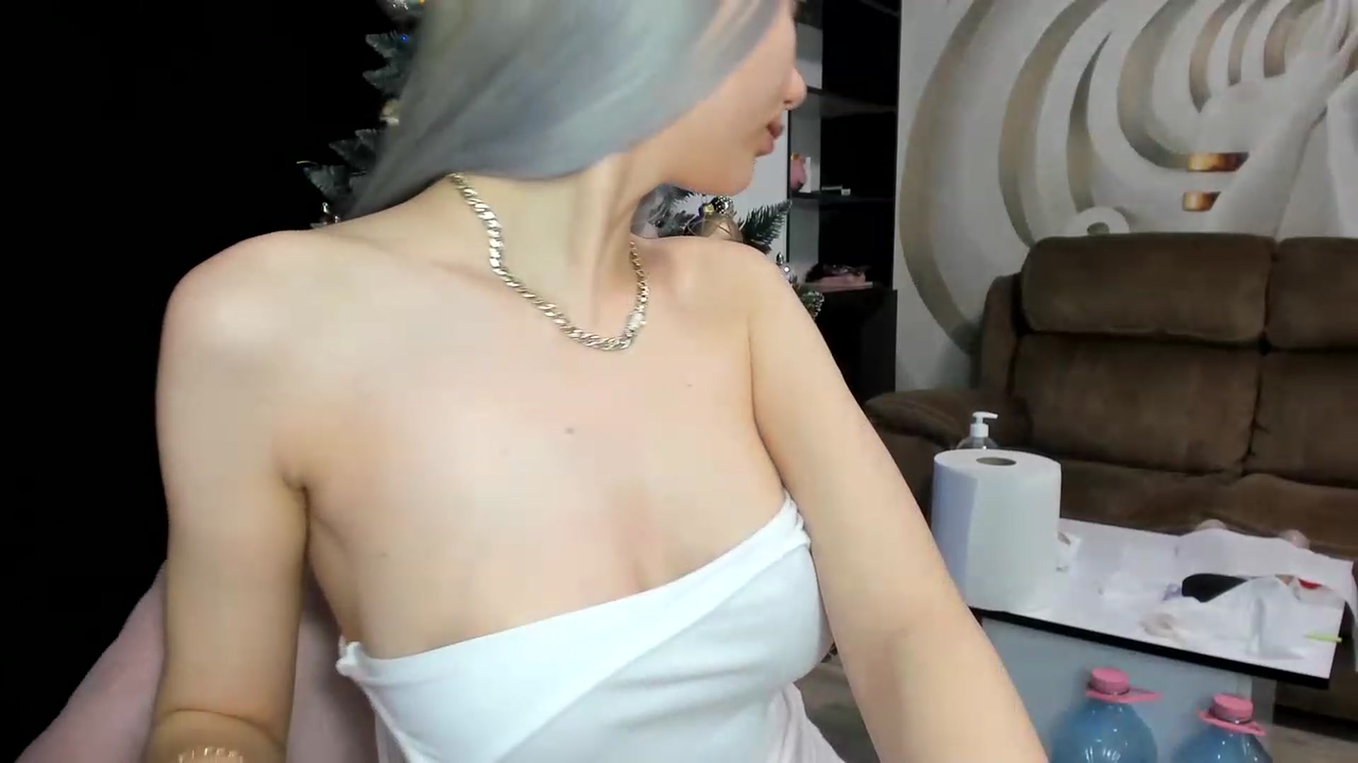 Gallery image thumbnail from HaleySweet18's myfreecams stream on, 01/02/2023, 06:44 image 11 of 20