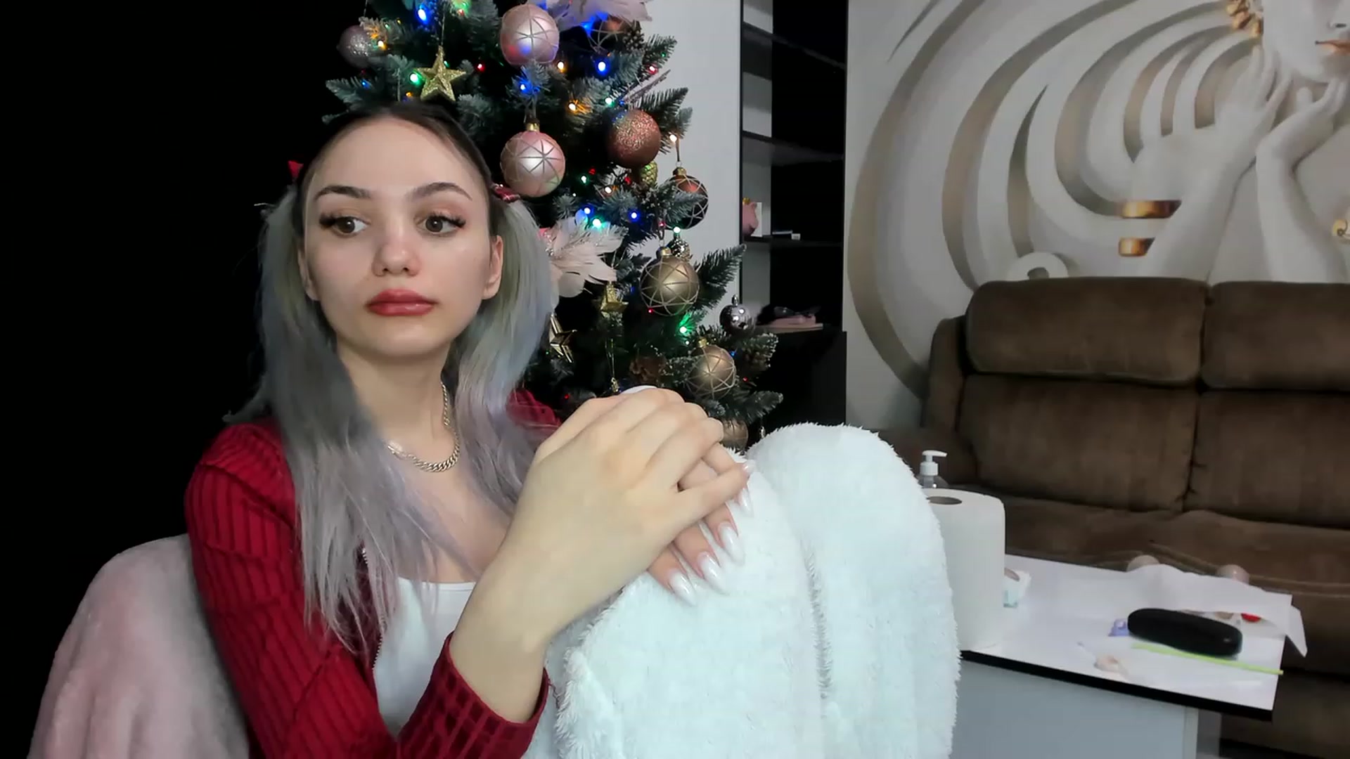 Gallery image thumbnail from HaleySweet18's myfreecams stream on, 01/03/2023, 03:21 image 11 of 20