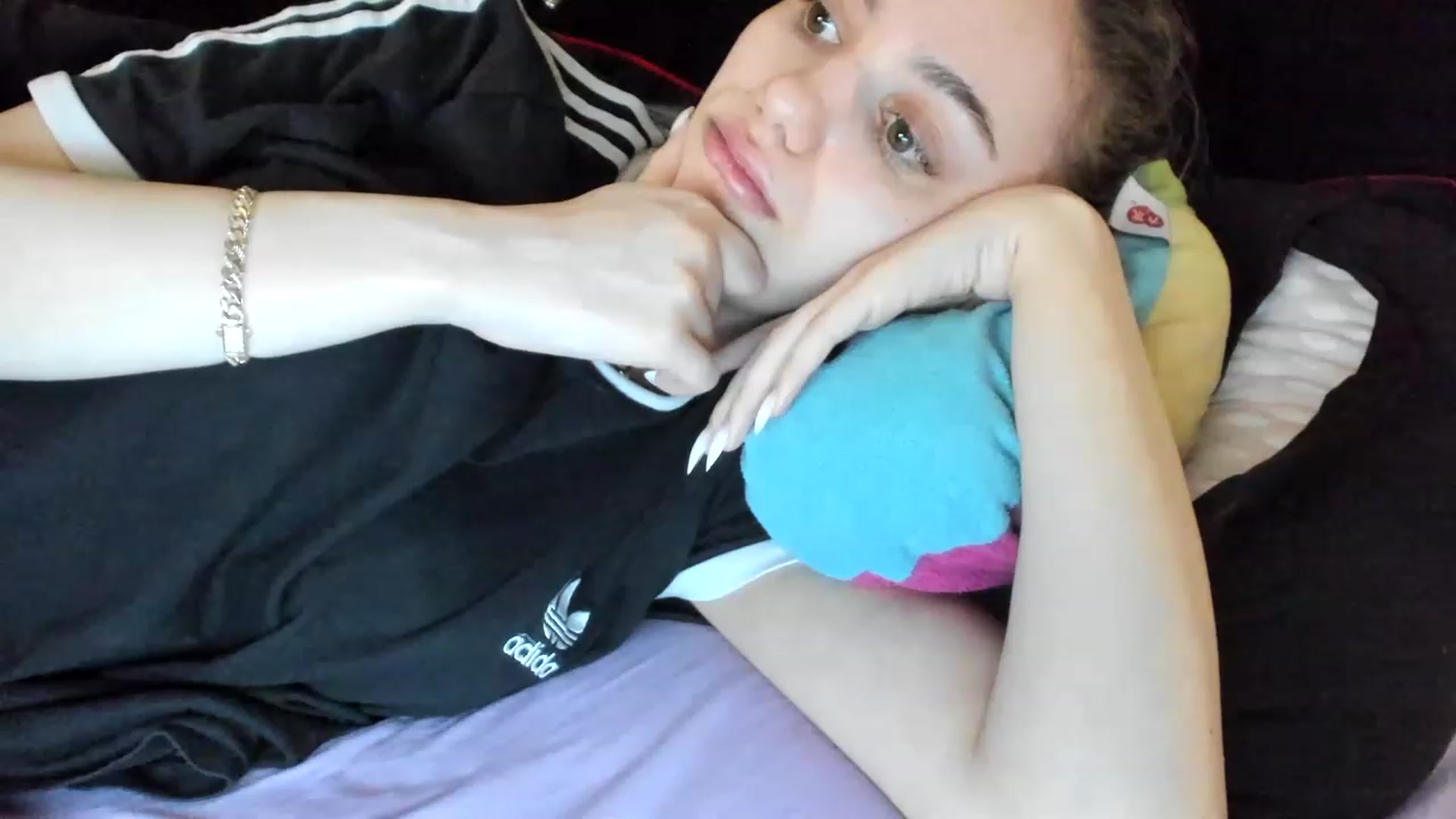 Gallery image thumbnail from HaleySweet18's myfreecams stream on, 01/07/2023, 06:45 image 4 of 20