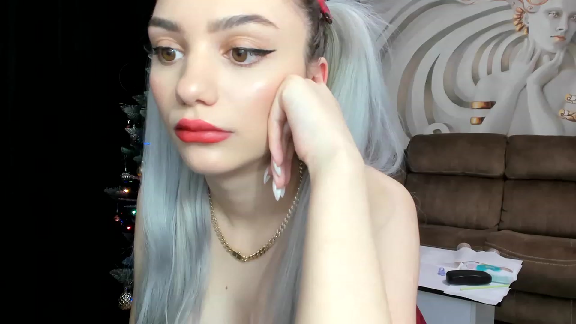 Gallery image thumbnail from HaleySweet18's myfreecams stream on, 01/08/2023, 01:02 image 11 of 20