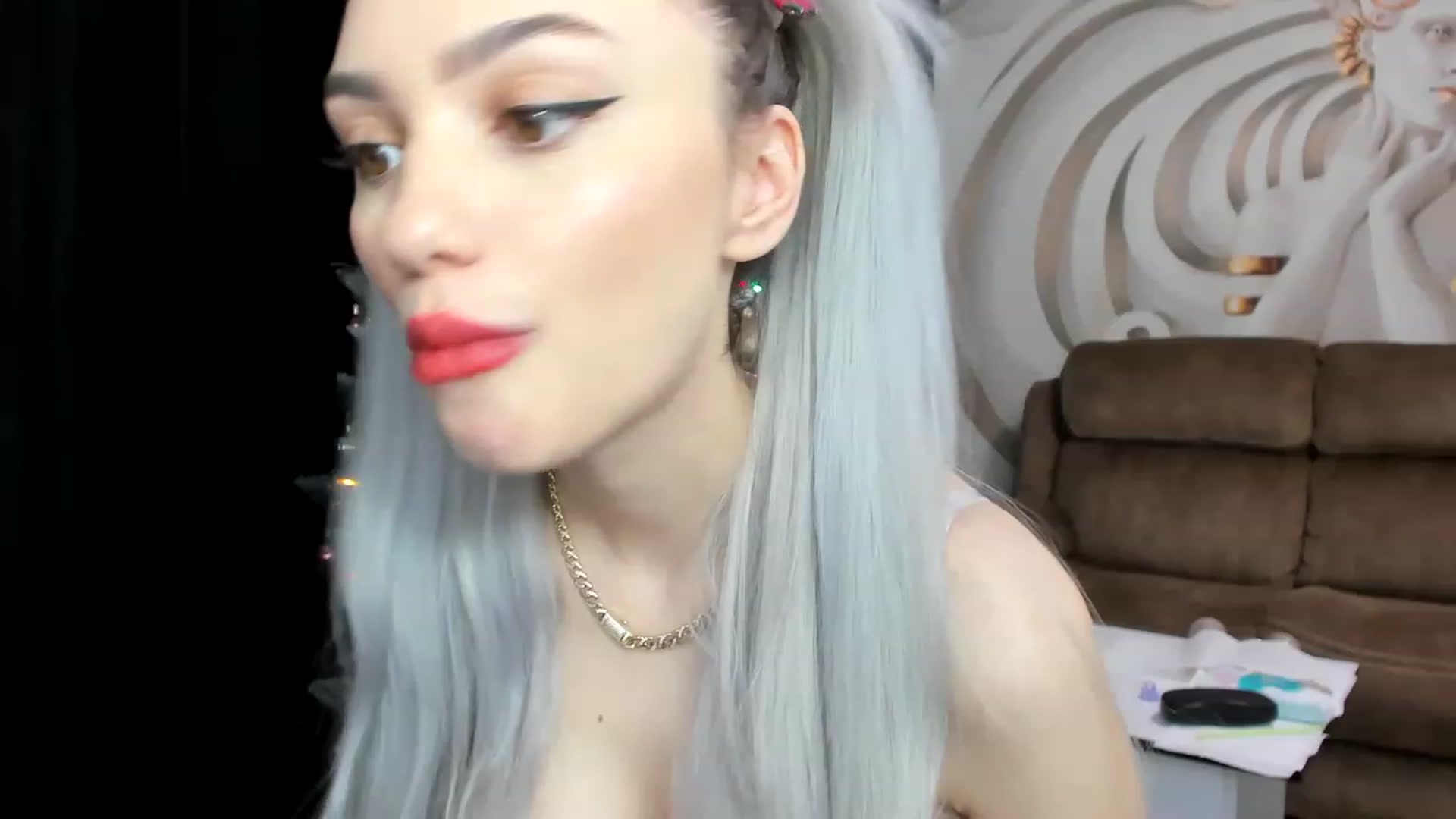 Gallery image thumbnail from HaleySweet18's myfreecams stream on, 01/08/2023, 01:02 image 5 of 20