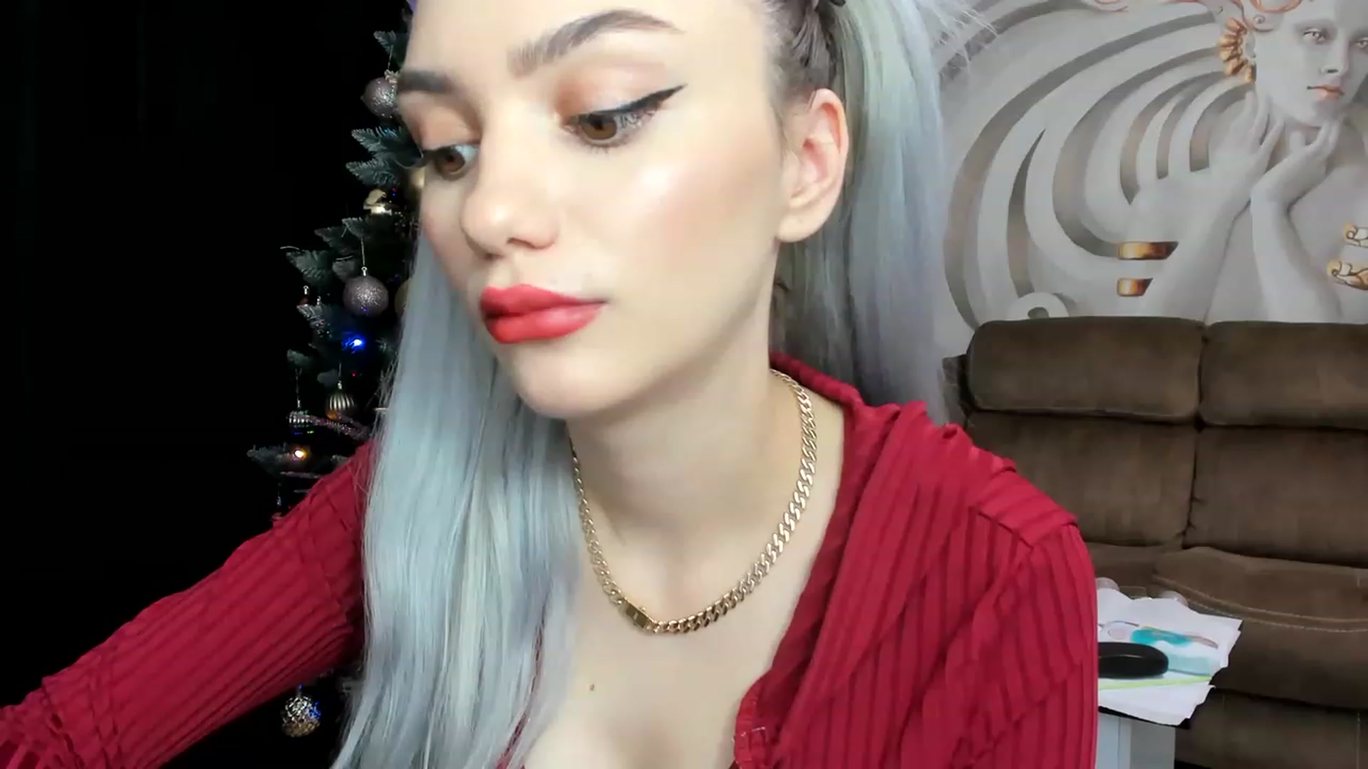 Gallery image thumbnail from HaleySweet18's myfreecams stream on, 01/08/2023, 01:02 image 13 of 20