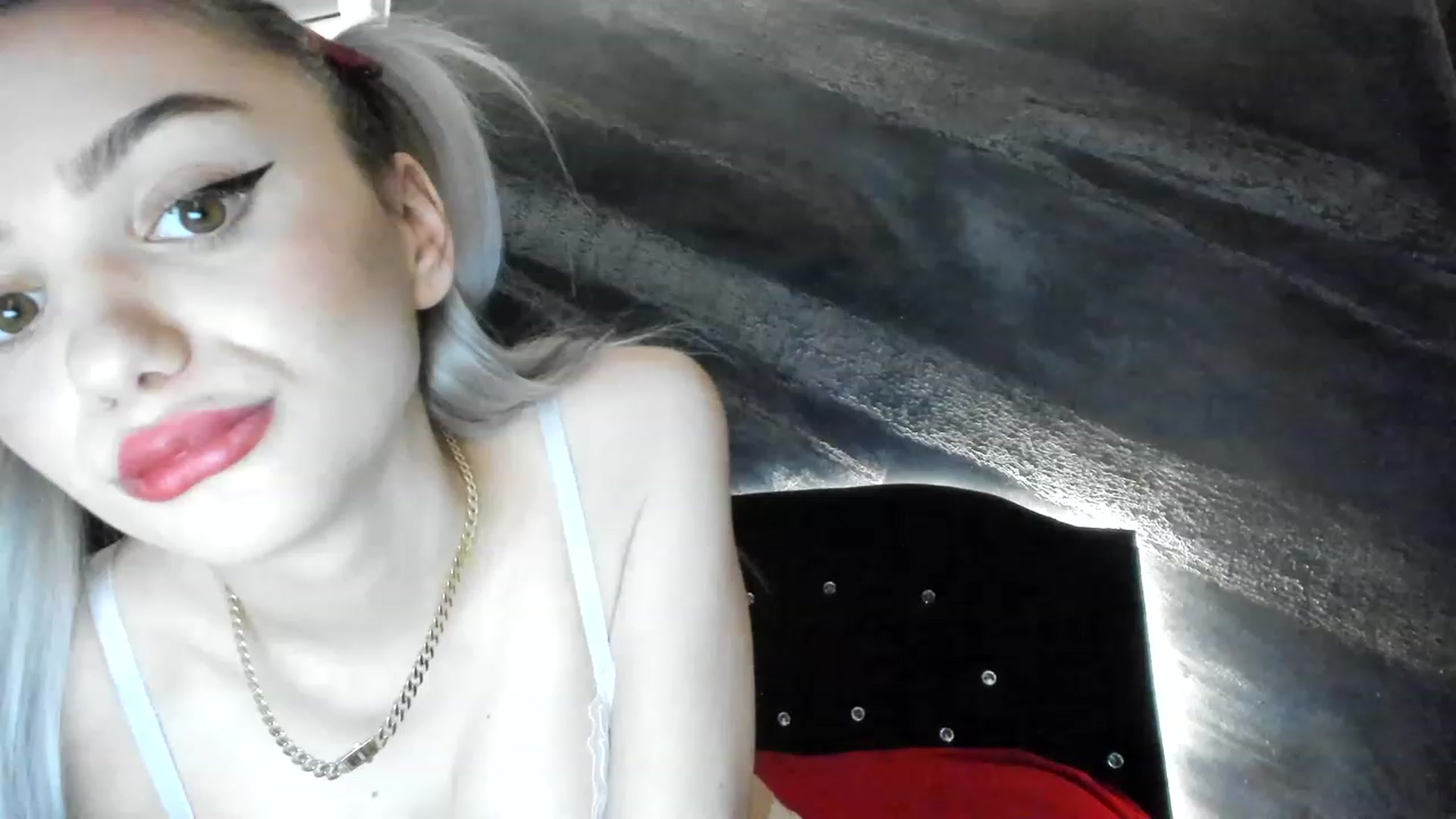 Gallery image thumbnail from HaleySweet18's myfreecams stream on, 01/08/2023, 04:01 image 7 of 20