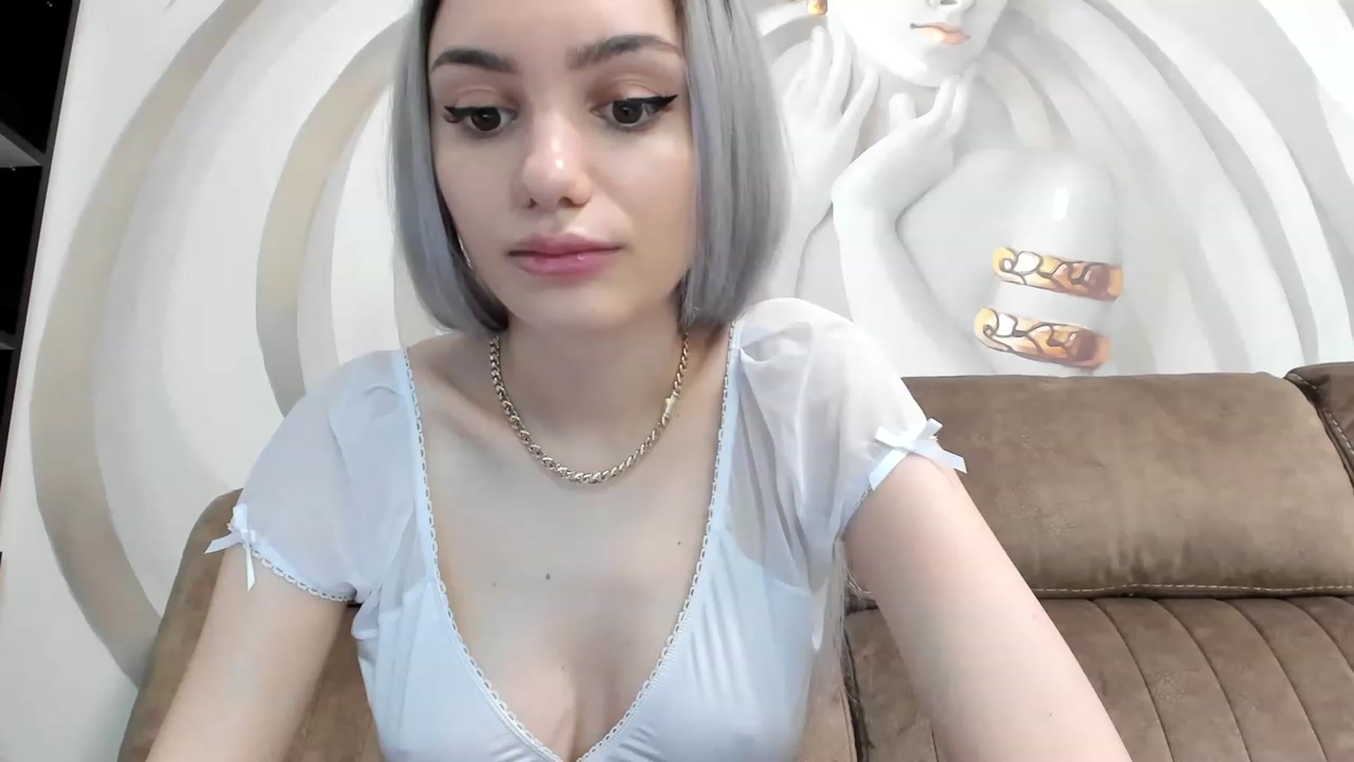 Gallery image thumbnail from HaleySweet18's myfreecams stream on, 01/09/2023, 01:10 image 1 of 20