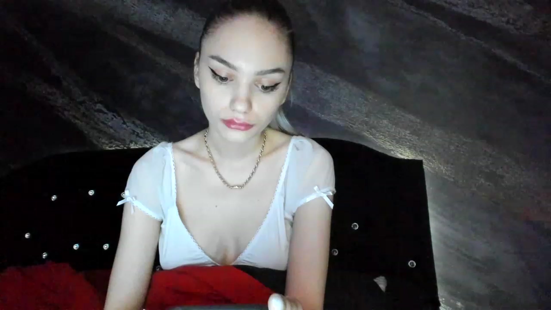 Gallery image thumbnail from HaleySweet18's myfreecams stream on, 01/10/2023, 06:59 image 15 of 20