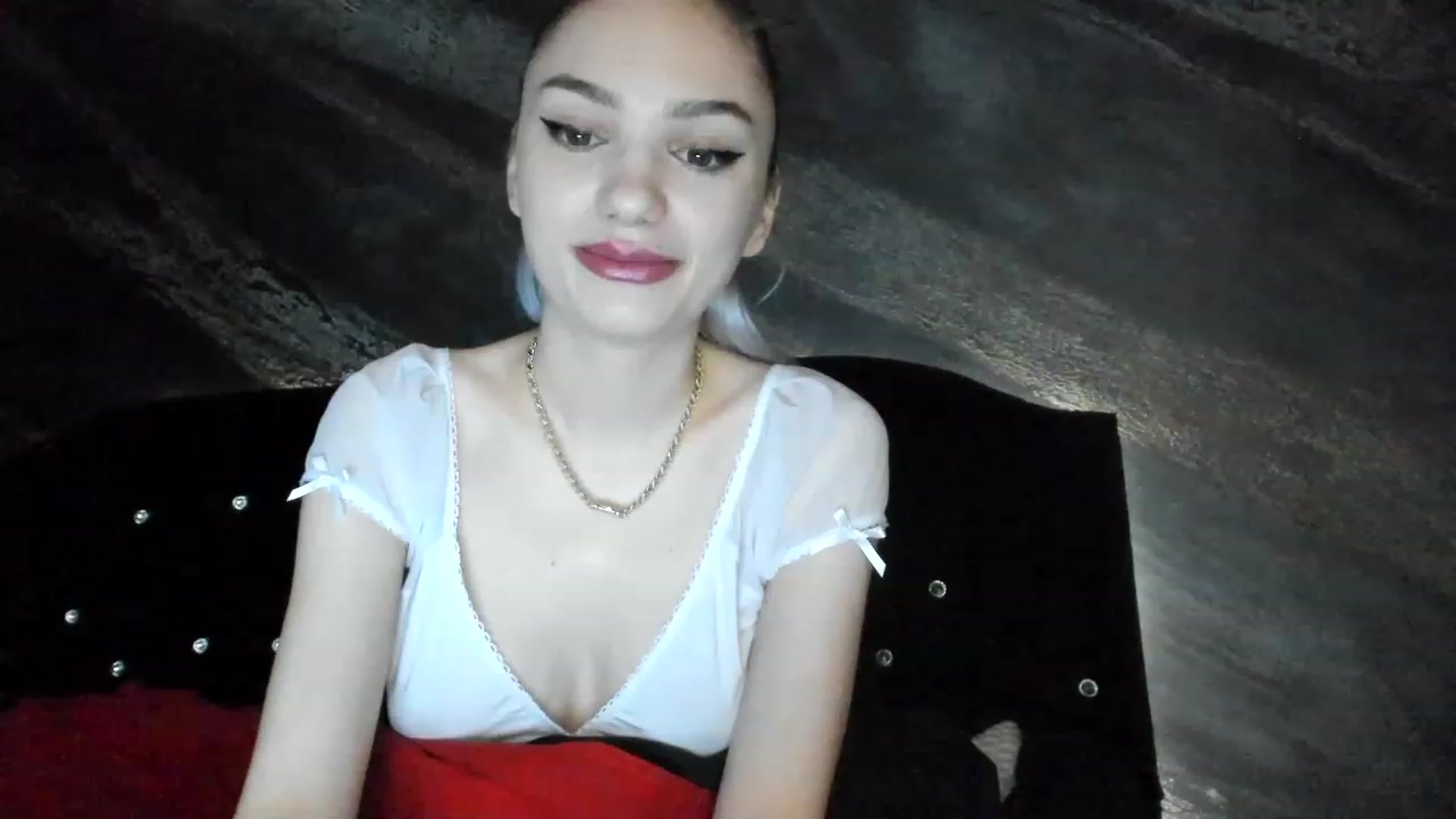 Gallery image thumbnail from HaleySweet18's myfreecams stream on, 01/10/2023, 06:59 image 14 of 20