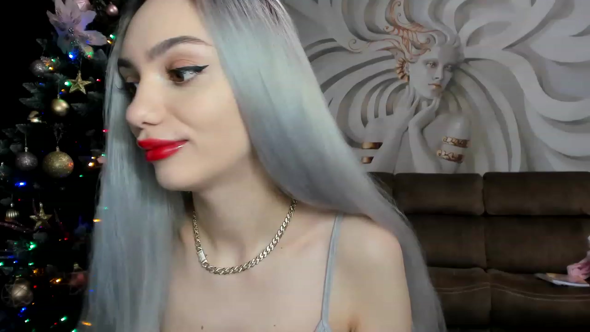 Gallery image thumbnail from HaleySweet18's myfreecams stream on, 01/10/2023, 22:49 image 12 of 20