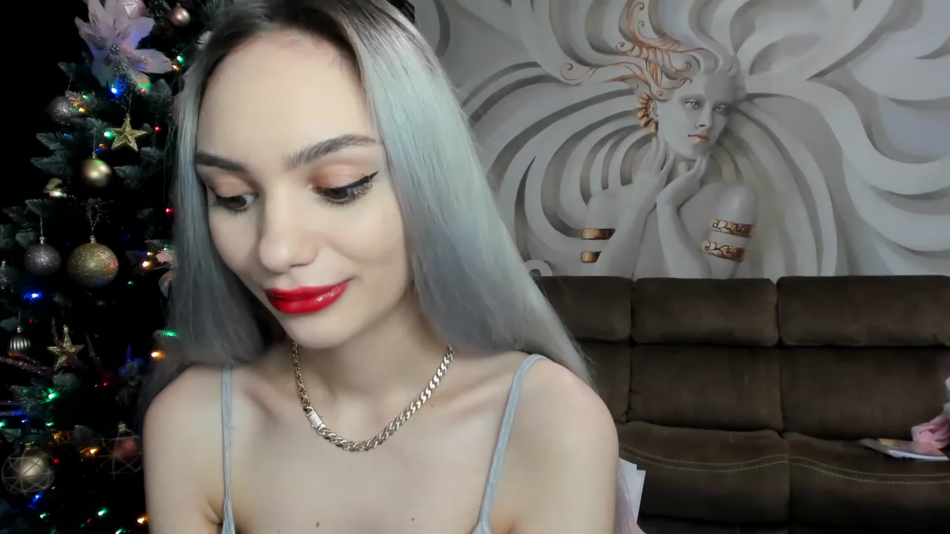 Gallery image thumbnail from HaleySweet18's myfreecams stream on, 01/10/2023, 22:49 image 20 of 20