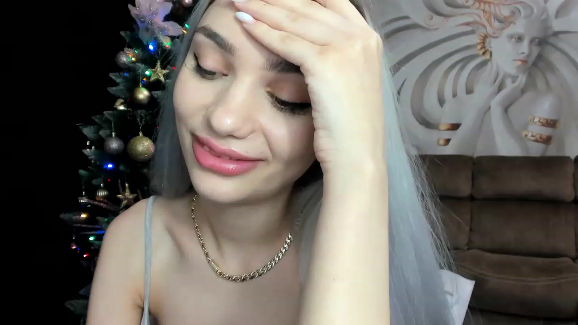 Gallery image thumbnail from HaleySweet18's myfreecams stream on, 01/11/2023, 02:38 image 17 of 20