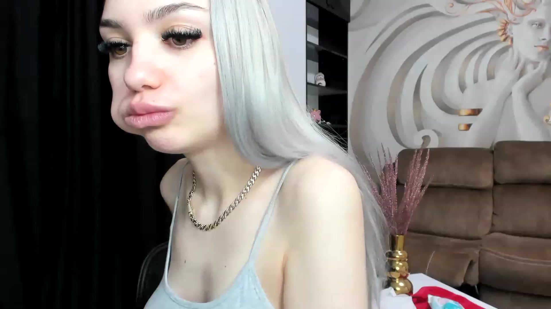 Gallery image thumbnail from HaleySweet18's myfreecams stream on, 01/14/2023, 03:20 image 2 of 20