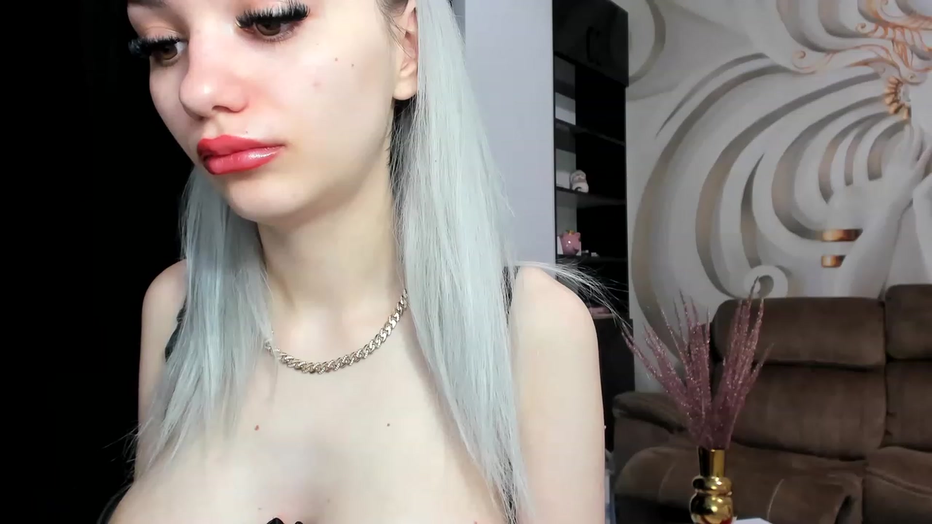 Gallery image thumbnail from HaleySweet18's myfreecams stream on, 01/16/2023, 02:01 image 20 of 20