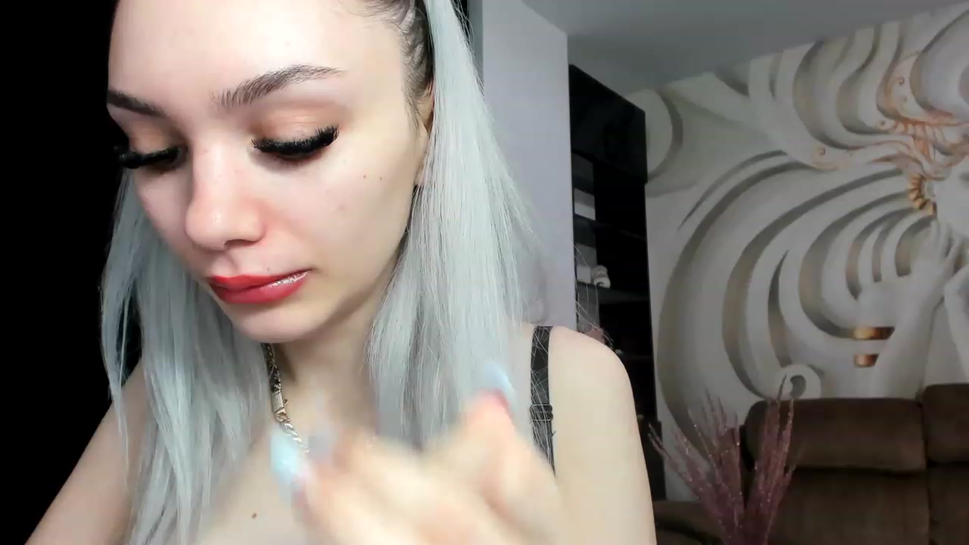 Gallery image thumbnail from HaleySweet18's myfreecams stream on, 01/16/2023, 02:01 image 4 of 20