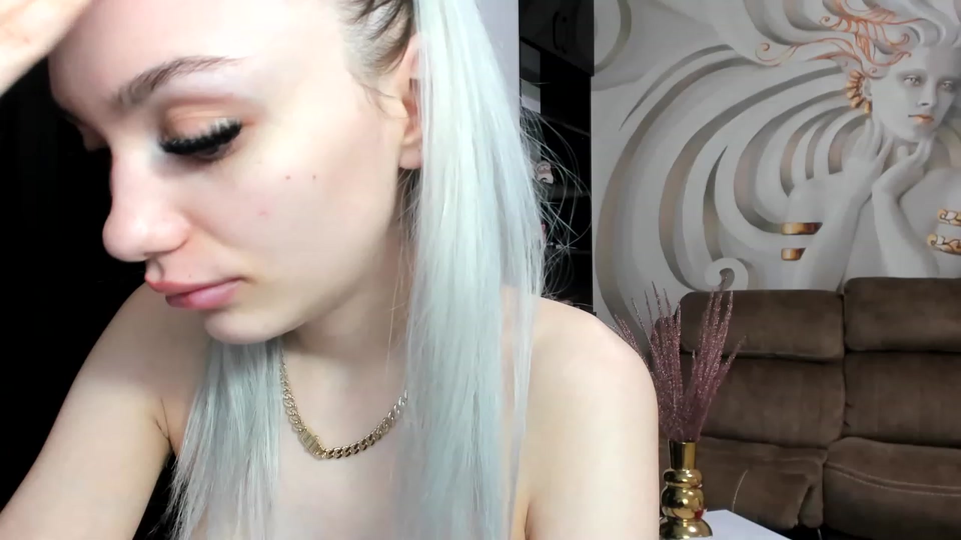 Gallery image thumbnail from HaleySweet18's myfreecams stream on, 01/16/2023, 07:54 image 16 of 20