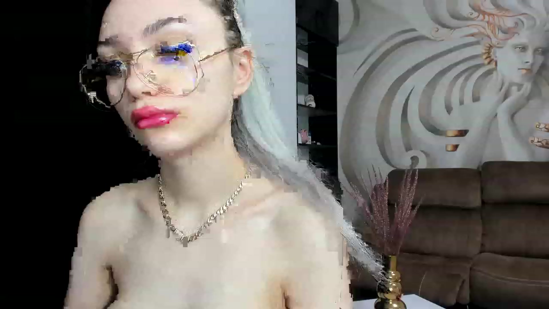 Gallery image thumbnail from HaleySweet18's myfreecams stream on, 01/17/2023, 02:48 image 15 of 20