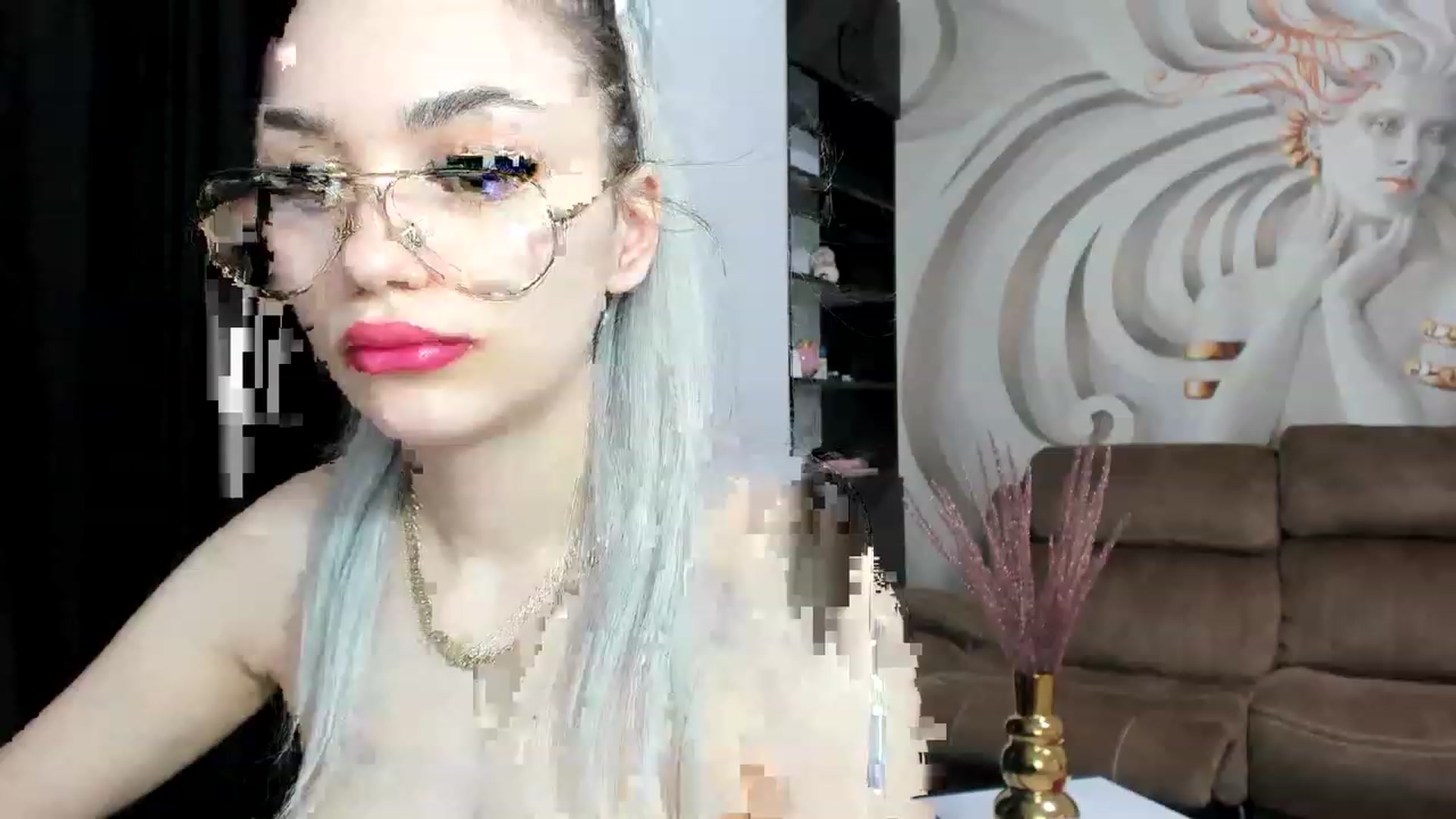 Gallery image thumbnail from HaleySweet18's myfreecams stream on, 01/17/2023, 02:48 image 1 of 20