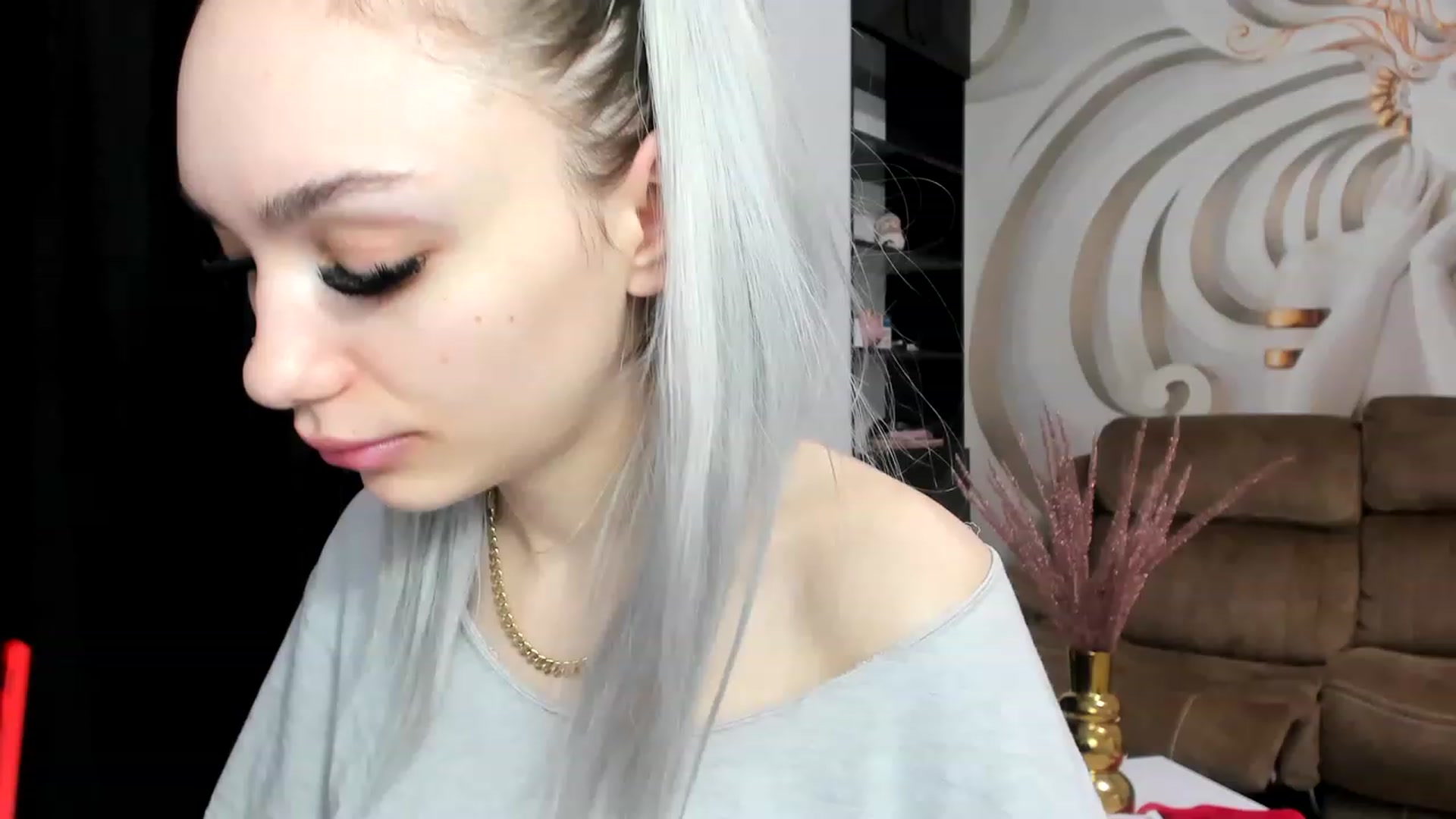 Gallery image thumbnail from HaleySweet18's myfreecams stream on, 01/18/2023, 03:59 image 9 of 20