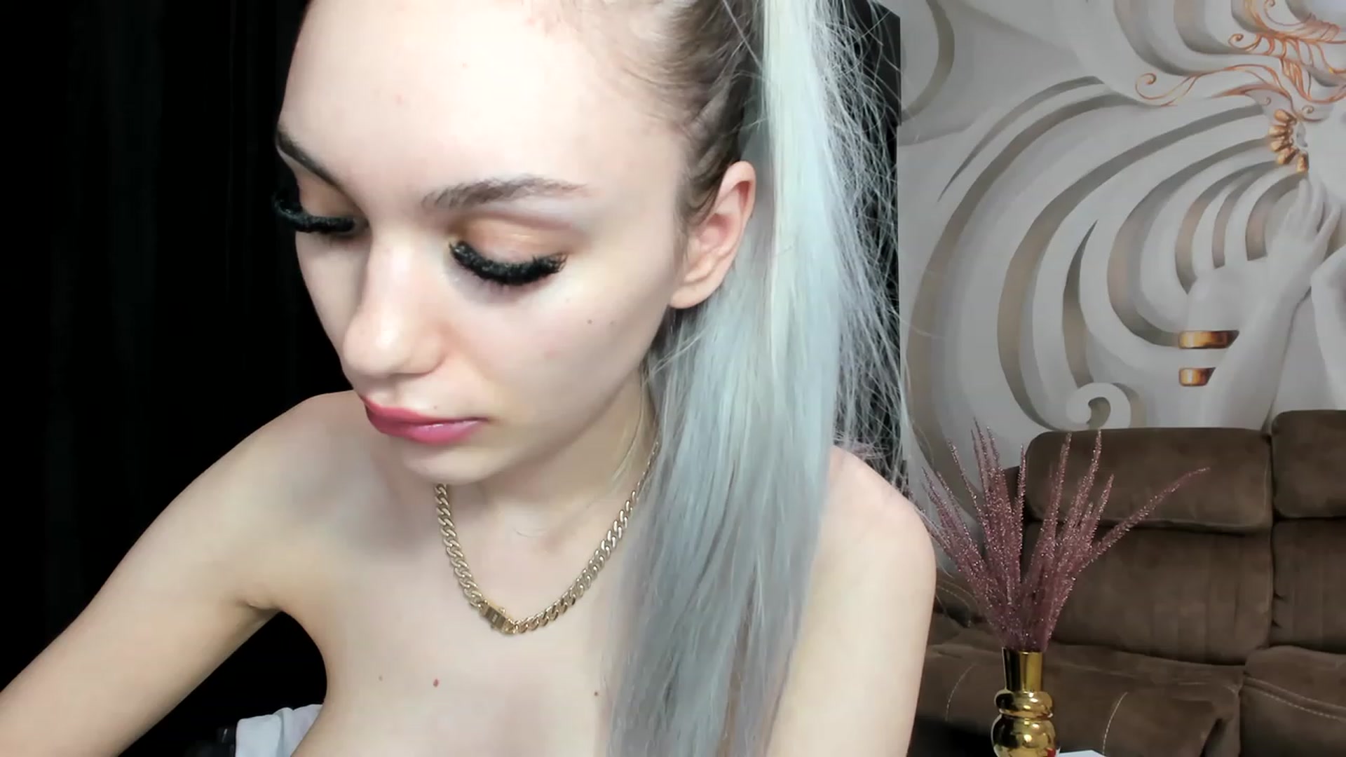 Gallery image thumbnail from HaleySweet18's myfreecams stream on, 01/18/2023, 08:02 image 5 of 20