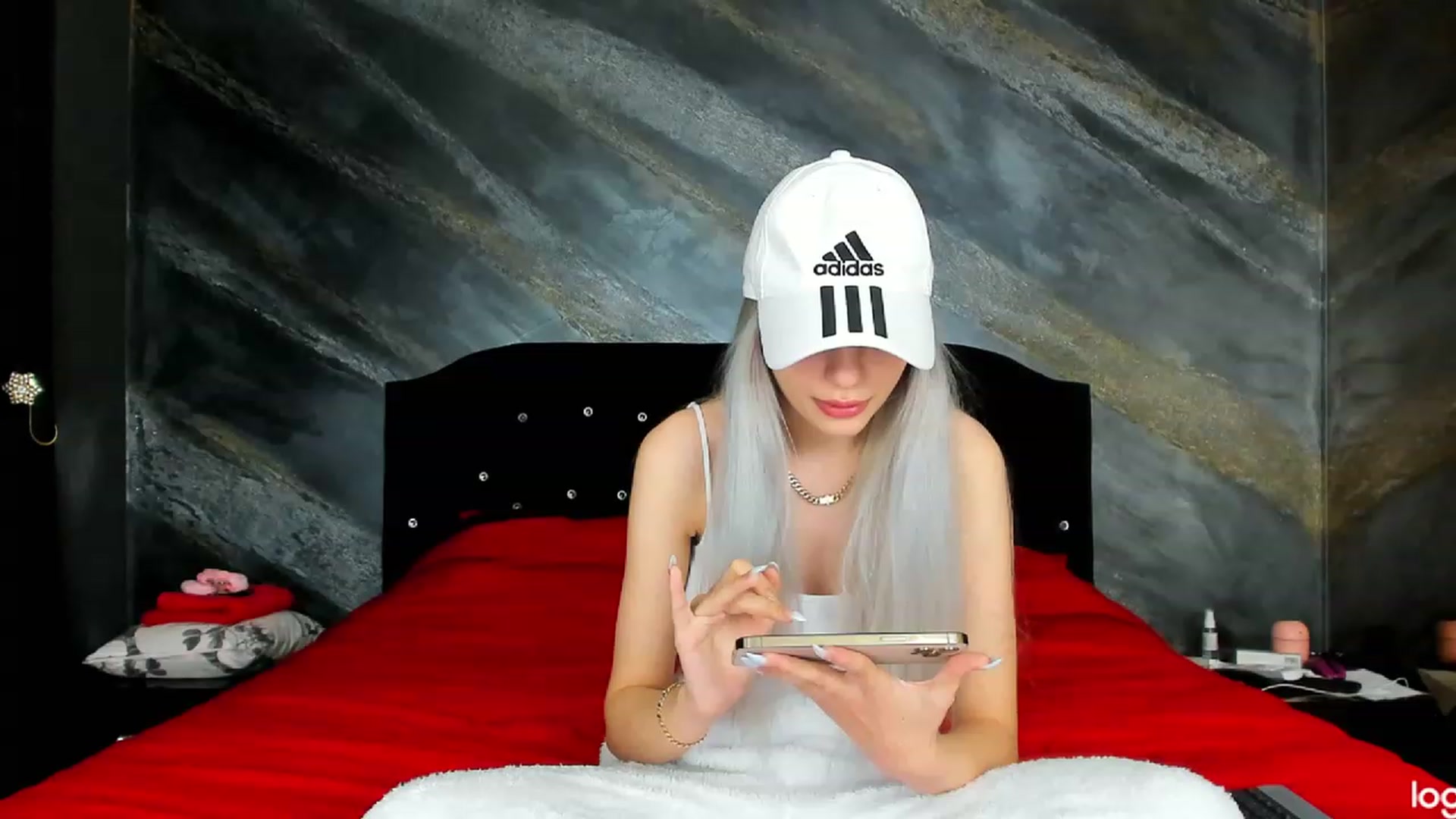 Gallery image thumbnail from HaleySweet18's myfreecams stream on, 02/07/2023, 23:12 image 5 of 20