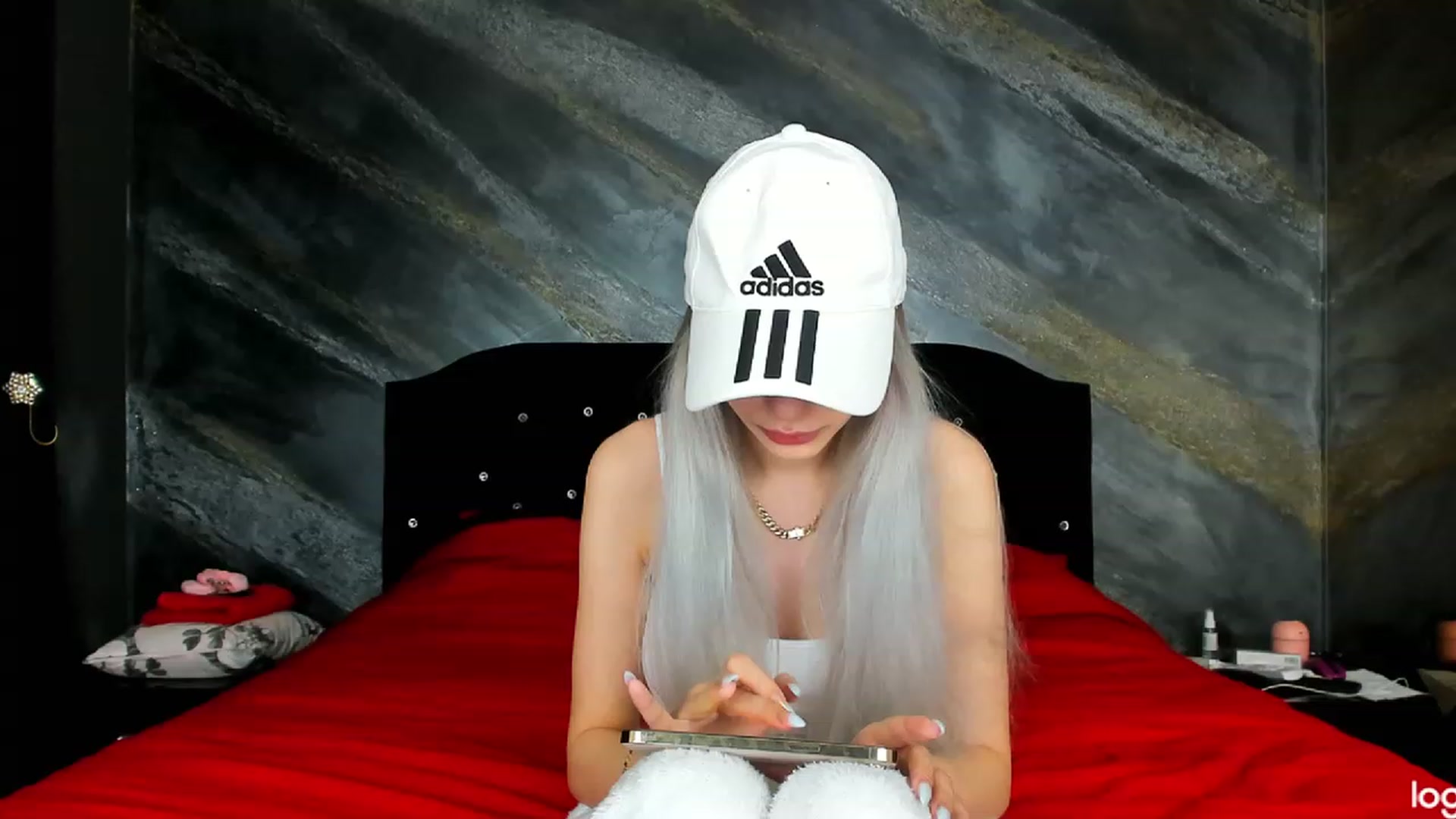 Gallery image thumbnail from HaleySweet18's myfreecams stream on, 02/07/2023, 23:12 image 4 of 20