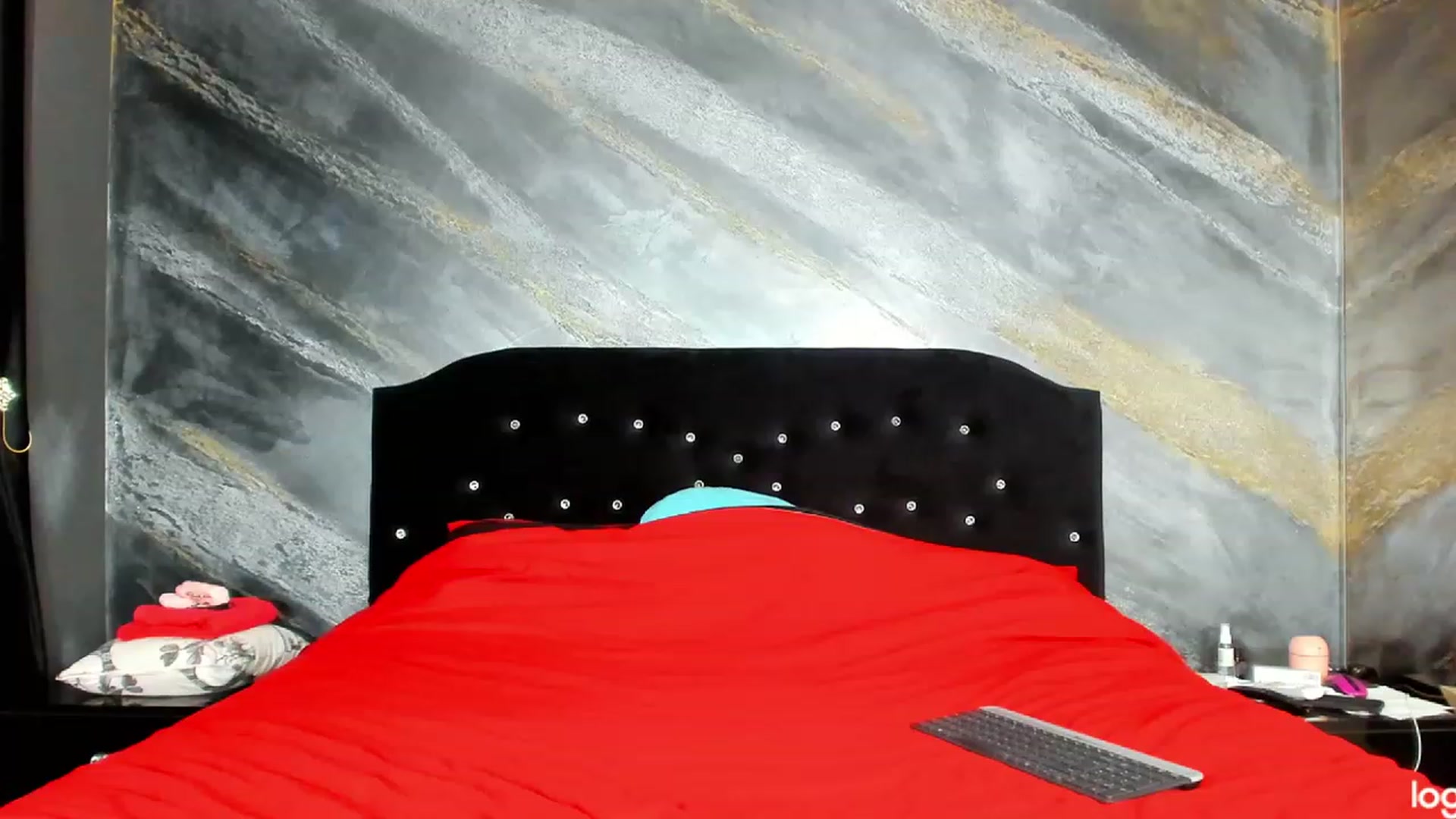 Gallery image thumbnail from HaleySweet18's myfreecams stream on, 02/08/2023, 02:51 image 13 of 20