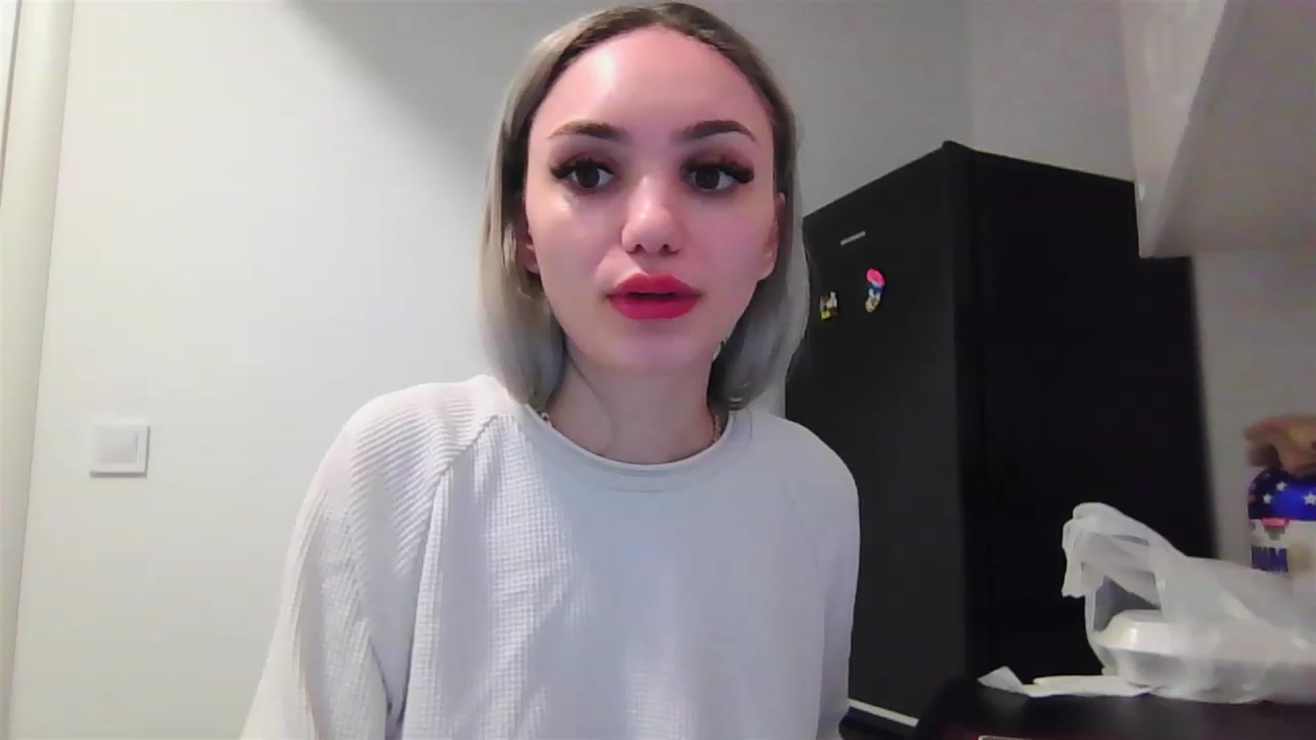 Gallery image thumbnail from HaleySweet18's myfreecams stream on, 02/14/2023, 06:27 image 4 of 20