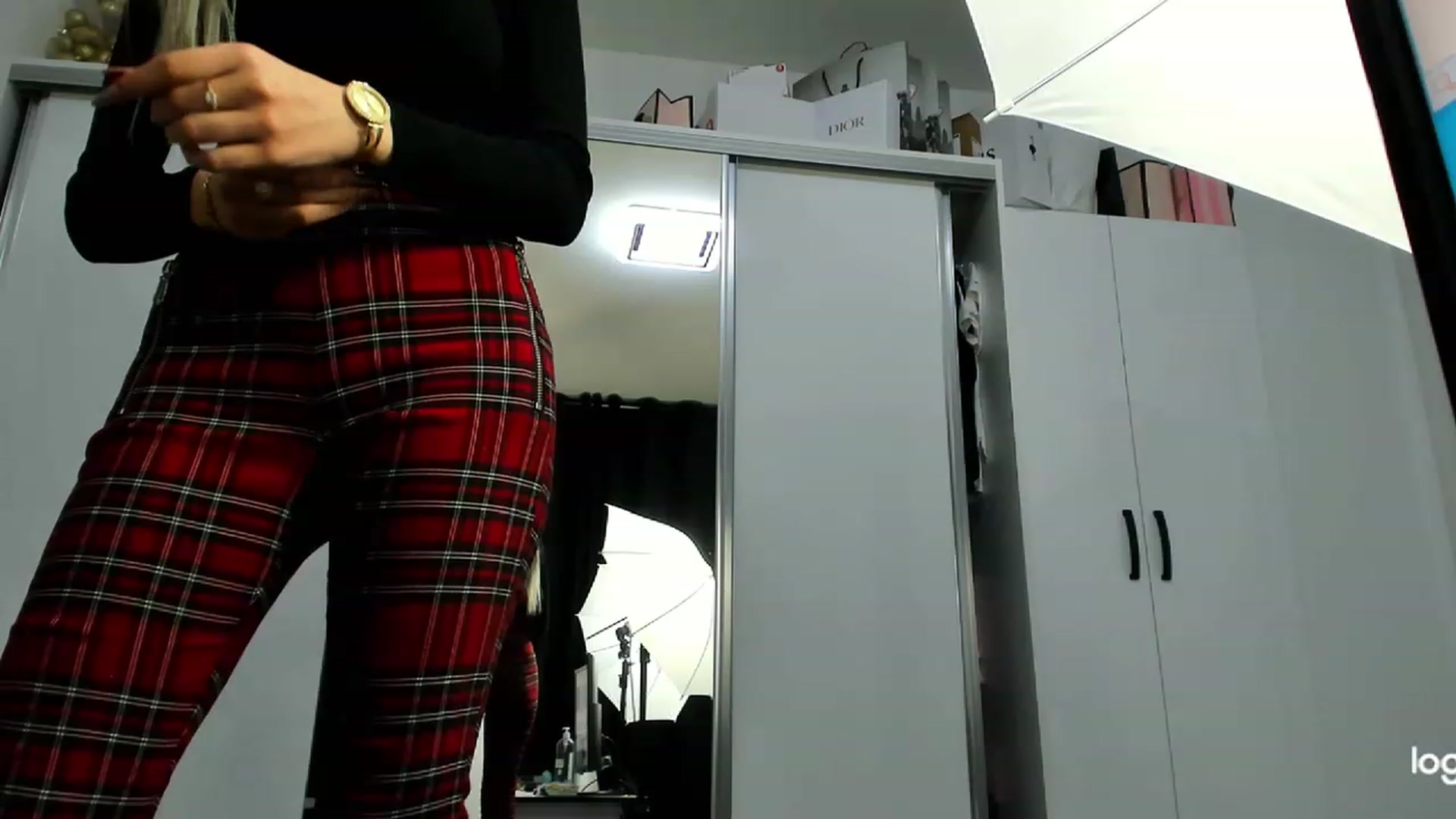 Gallery image thumbnail from HaleySweet18's myfreecams stream on, 02/14/2023, 08:02 image 20 of 20