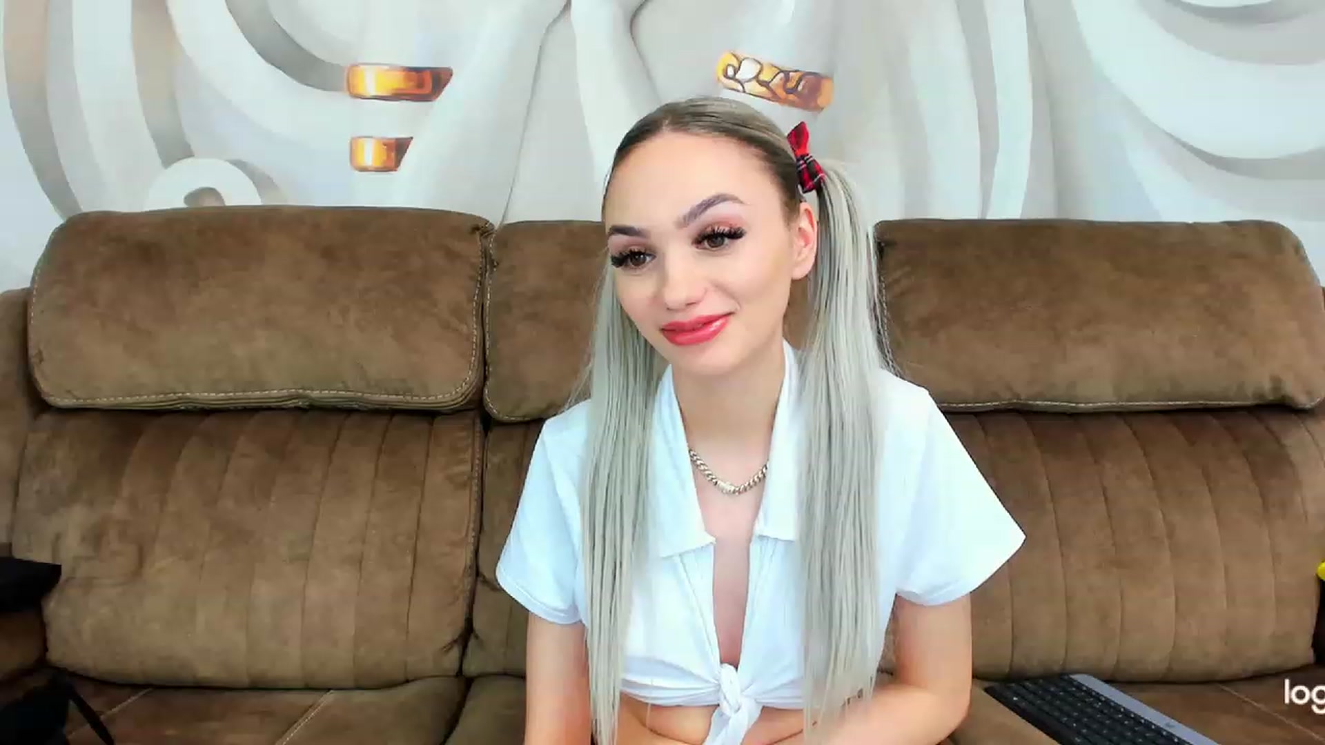 Gallery image thumbnail from HaleySweet18's myfreecams stream on, 02/21/2023, 02:25 image 19 of 20