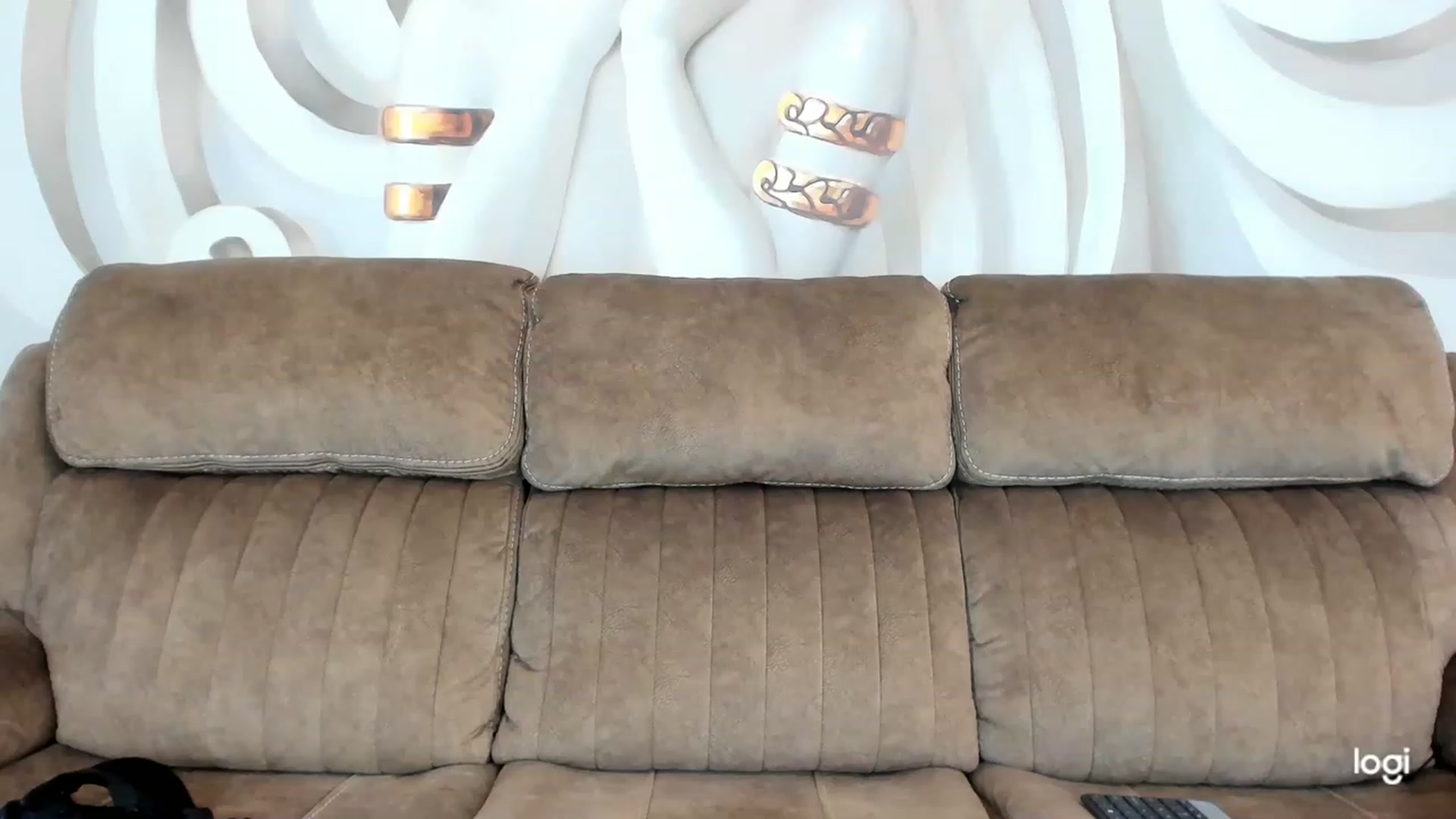 Gallery image thumbnail from HaleySweet18's myfreecams stream on, 03/06/2023, 06:04 image 6 of 20
