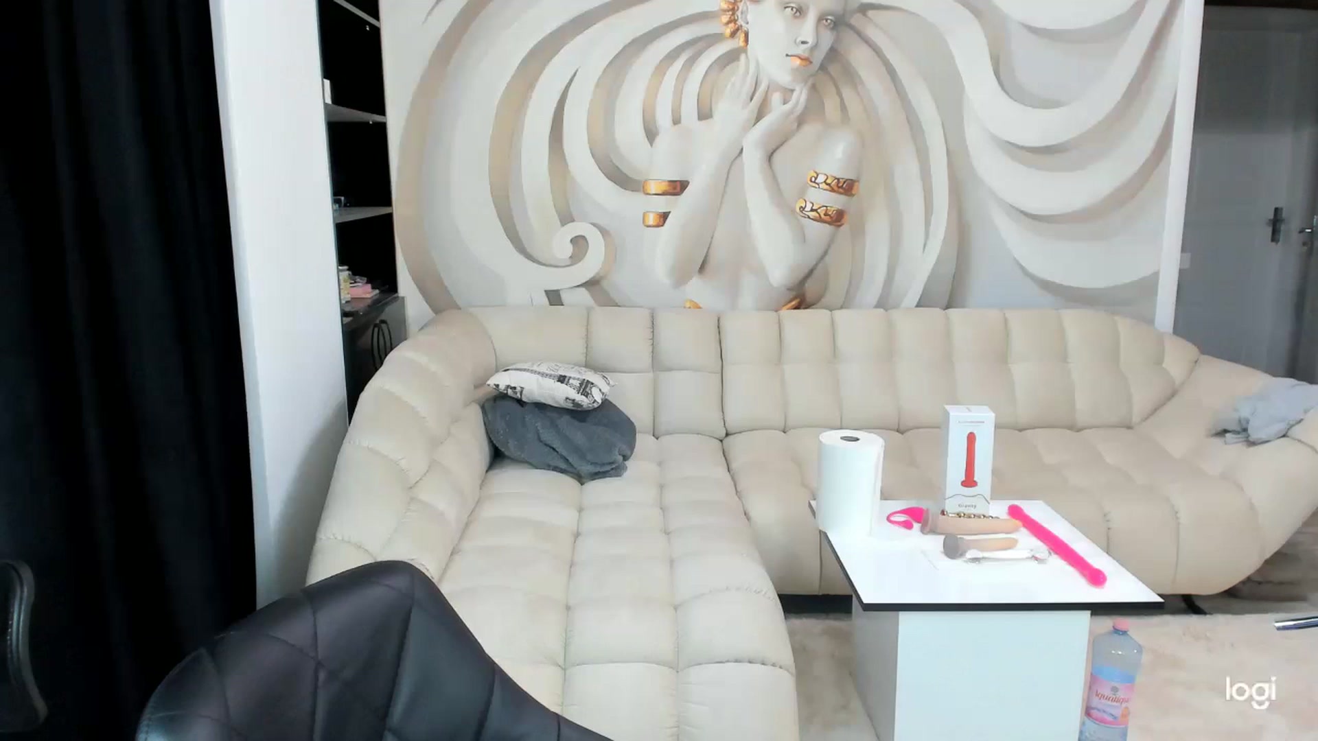 Gallery image thumbnail from HaleySweet18's myfreecams stream on, 06/21/2023, 02:30 image 20 of 20