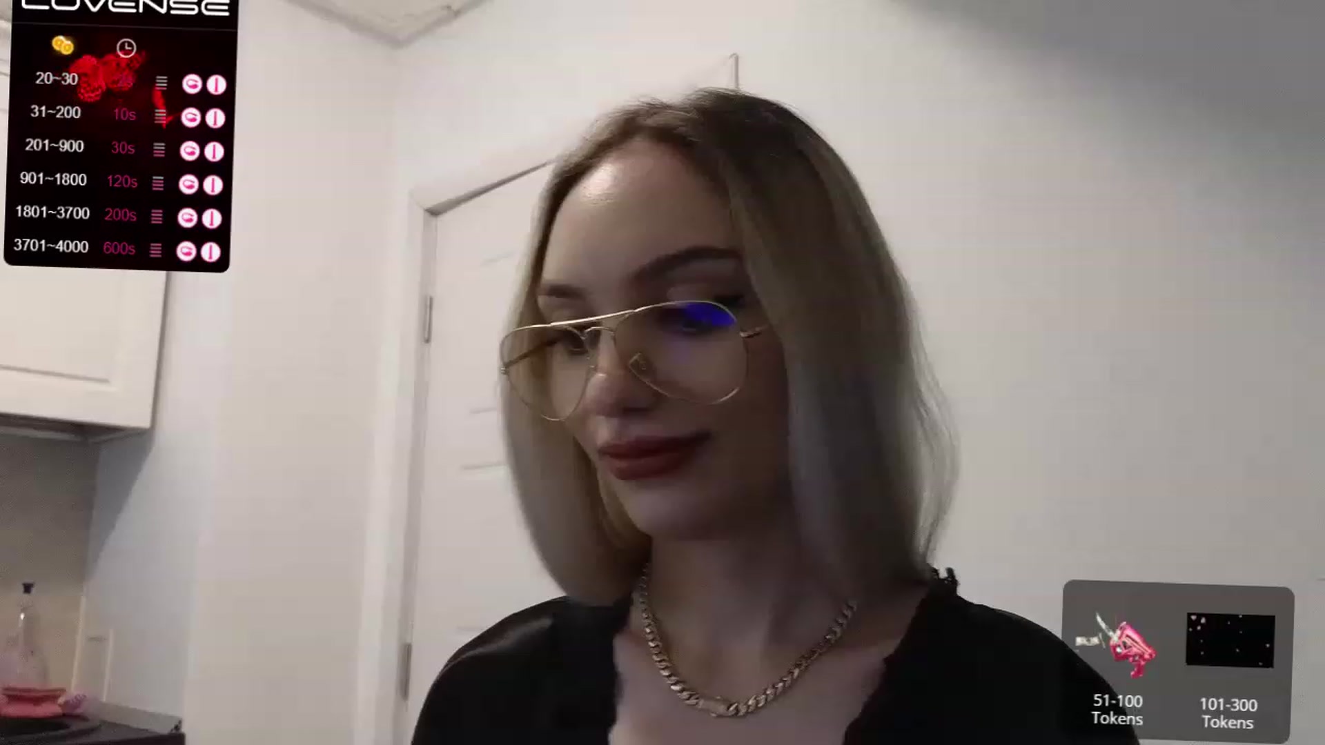 Gallery image thumbnail from HaleySweet18's myfreecams stream on, 07/21/2023, 08:07 image 1 of 20