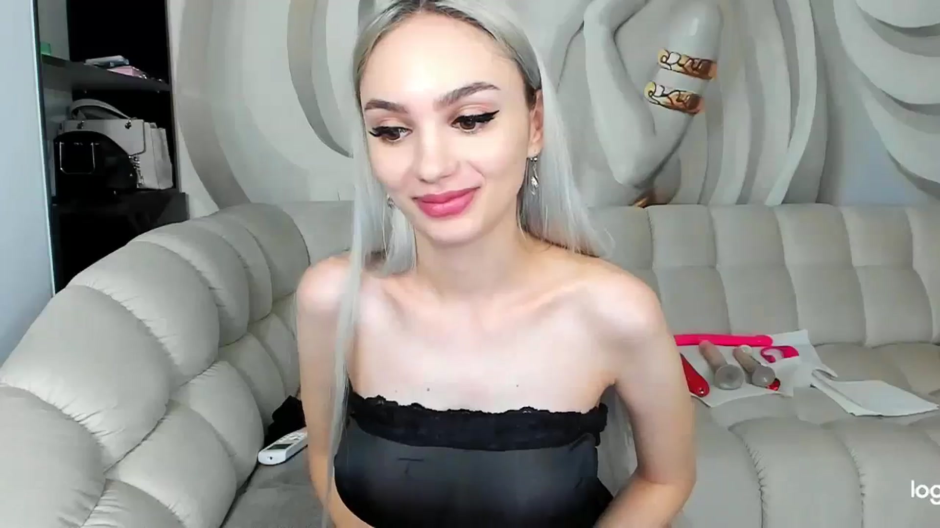 Gallery image thumbnail from HaleySweet18's myfreecams stream on, 10/16/2023, 01:08 image 16 of 20