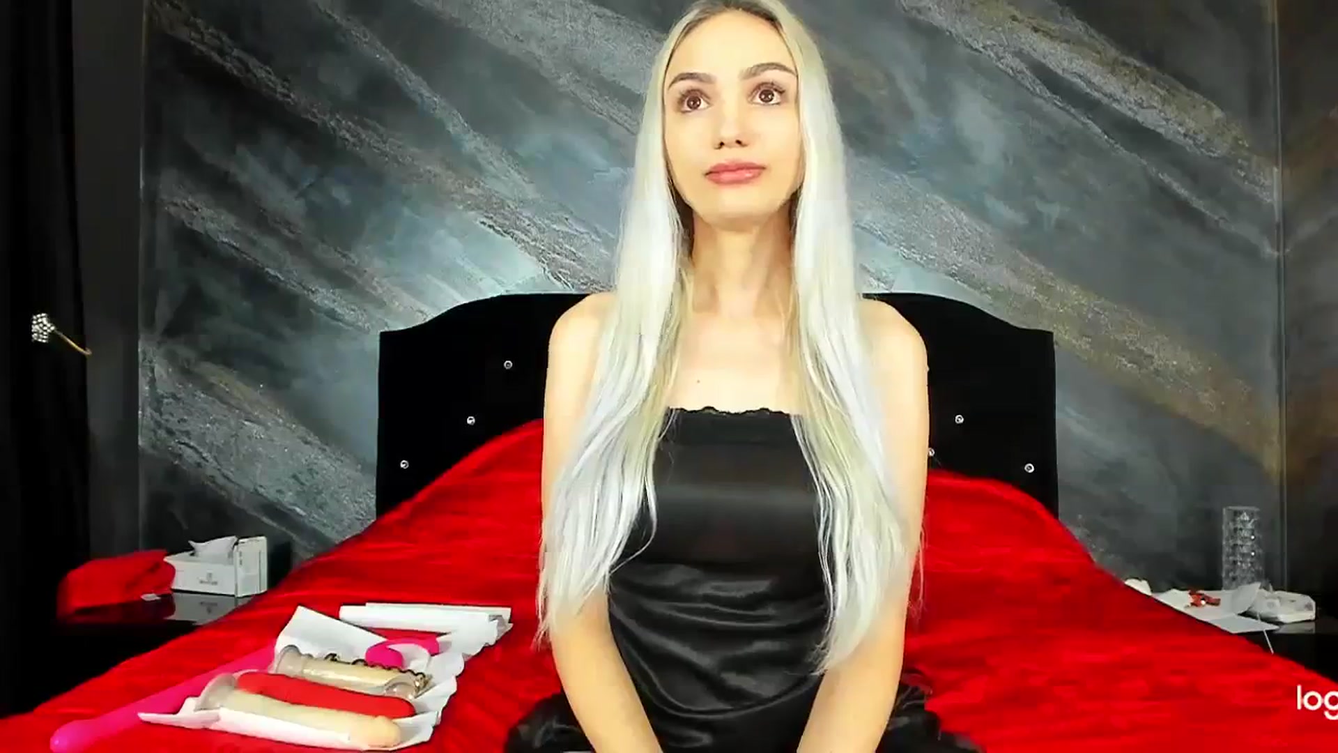 Gallery image thumbnail from HaleySweet18's myfreecams stream on, 11/06/2023, 07:51 image 11 of 20