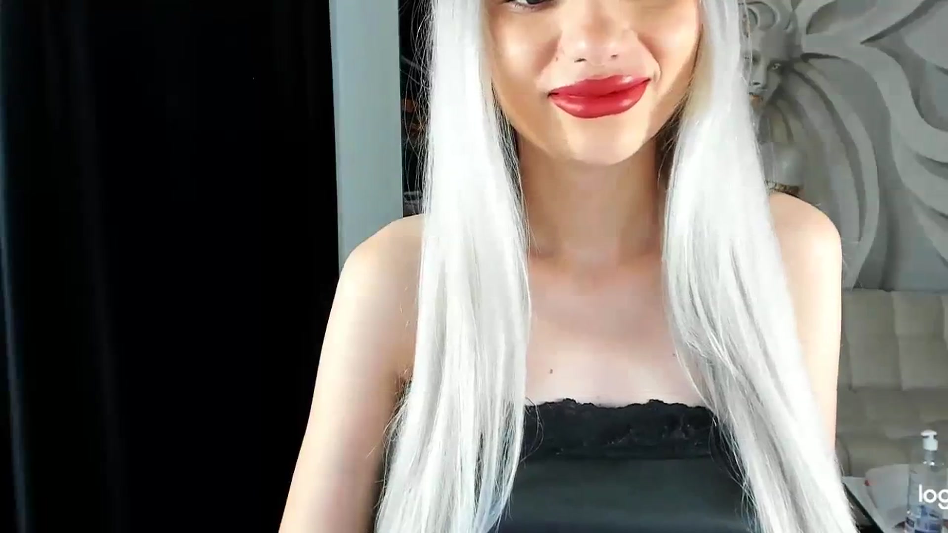 Gallery image thumbnail from HaleySweet18's myfreecams stream on, 11/22/2023, 01:13 image 16 of 20