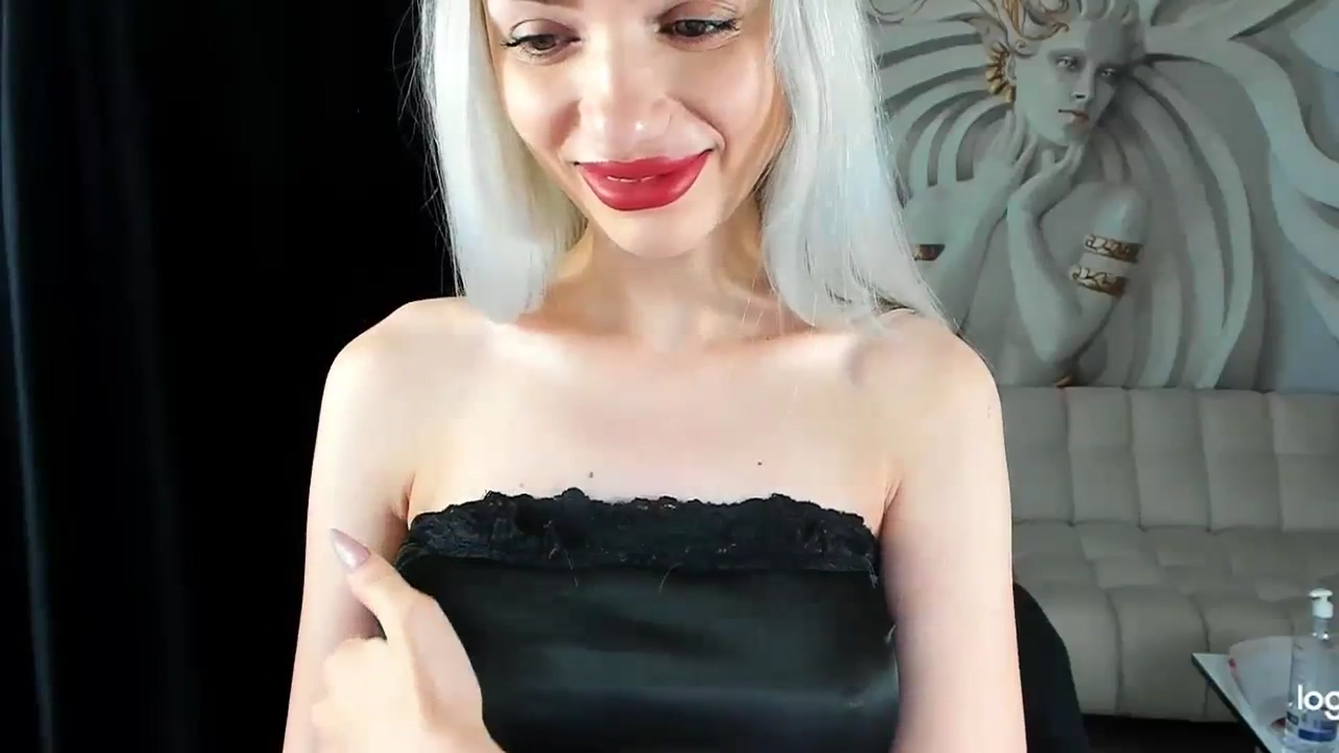 Gallery image thumbnail from HaleySweet18's myfreecams stream on, 11/22/2023, 01:13 image 2 of 20