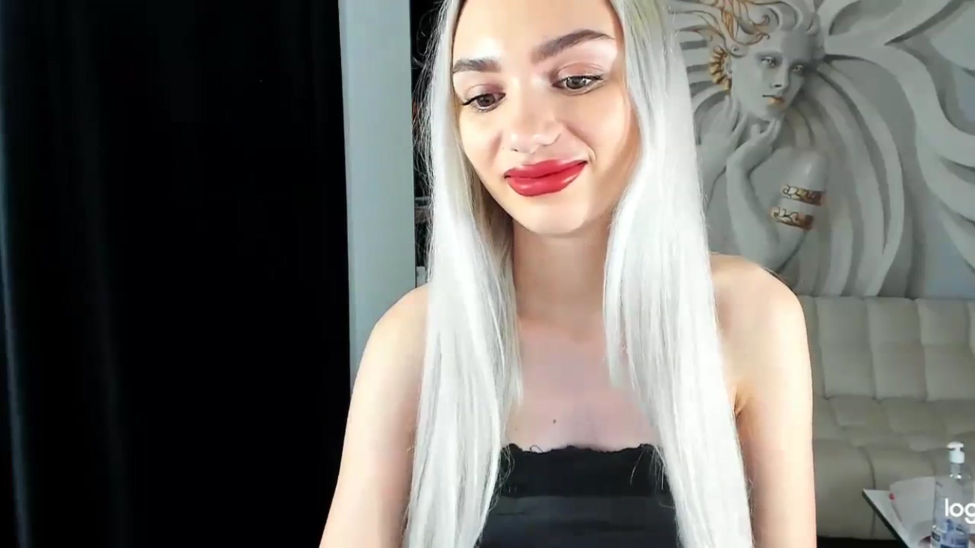 Gallery image thumbnail from HaleySweet18's myfreecams stream on, 11/22/2023, 01:13 image 17 of 20