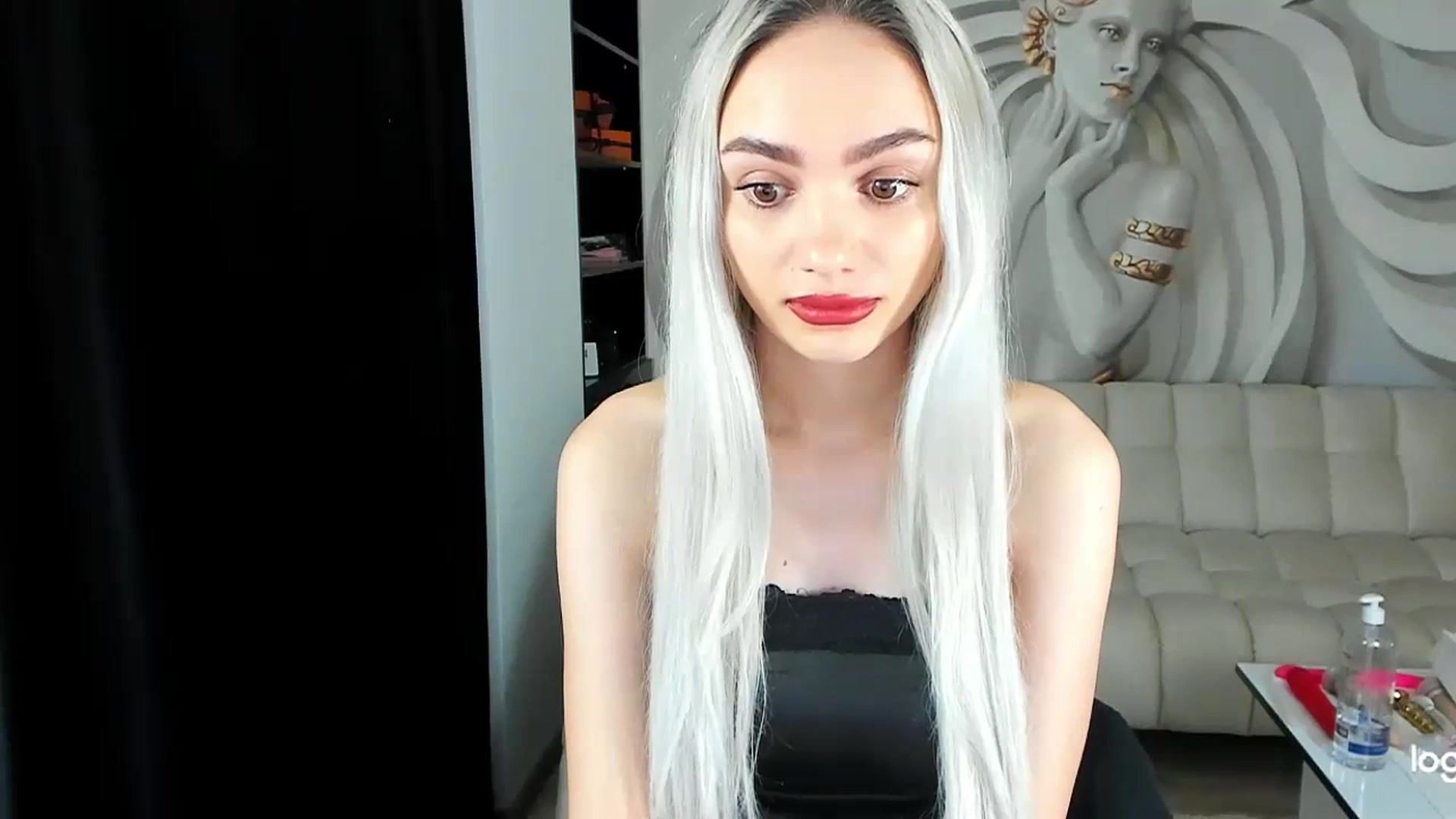 Gallery image thumbnail from HaleySweet18's myfreecams stream on, 11/22/2023, 02:09 image 2 of 20