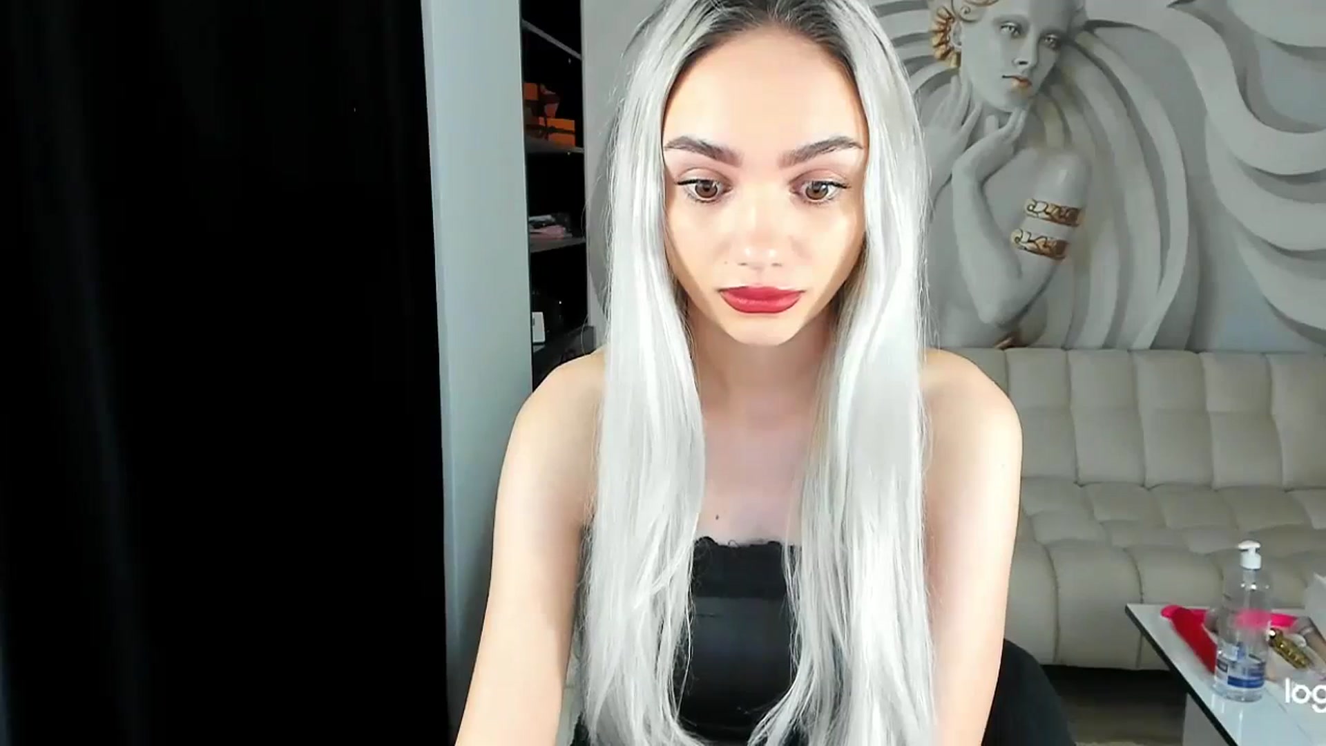 Gallery image thumbnail from HaleySweet18's myfreecams stream on, 11/22/2023, 02:09 image 4 of 20