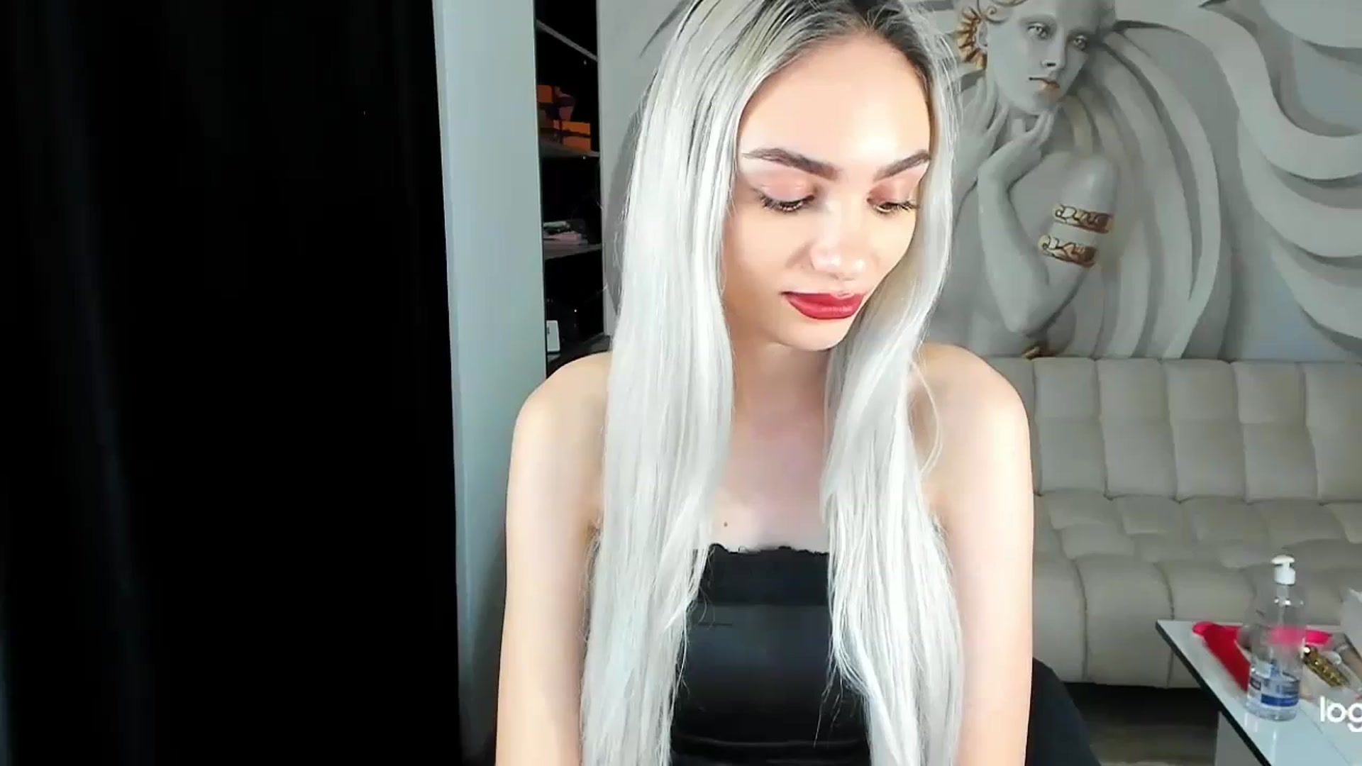 Gallery image thumbnail from HaleySweet18's myfreecams stream on, 11/22/2023, 02:09 image 1 of 20