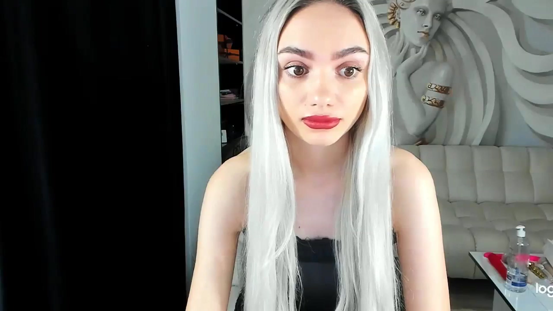 Gallery image thumbnail from HaleySweet18's myfreecams stream on, 11/22/2023, 02:09 image 11 of 20